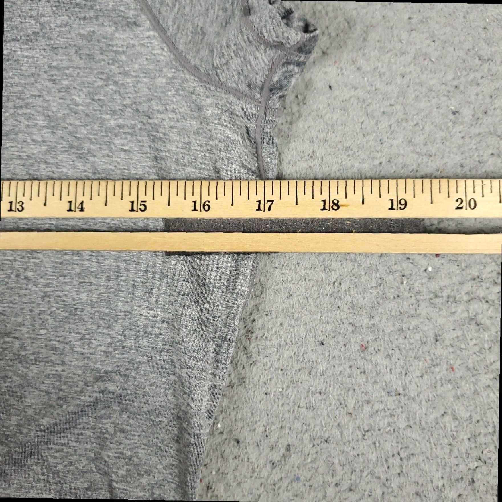 Reebok Womens Reebok Shirt Small Gray Casual Pullover Short Sleeve Ladies Size S / US 4 / IT 40 - 6 Thumbnail
