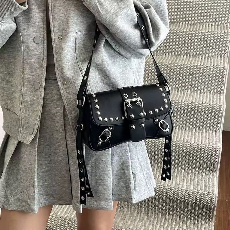 Japanese Brand Underarm Bag Vintage Style Handbag Size ONE SIZE - 2 Thumbnail