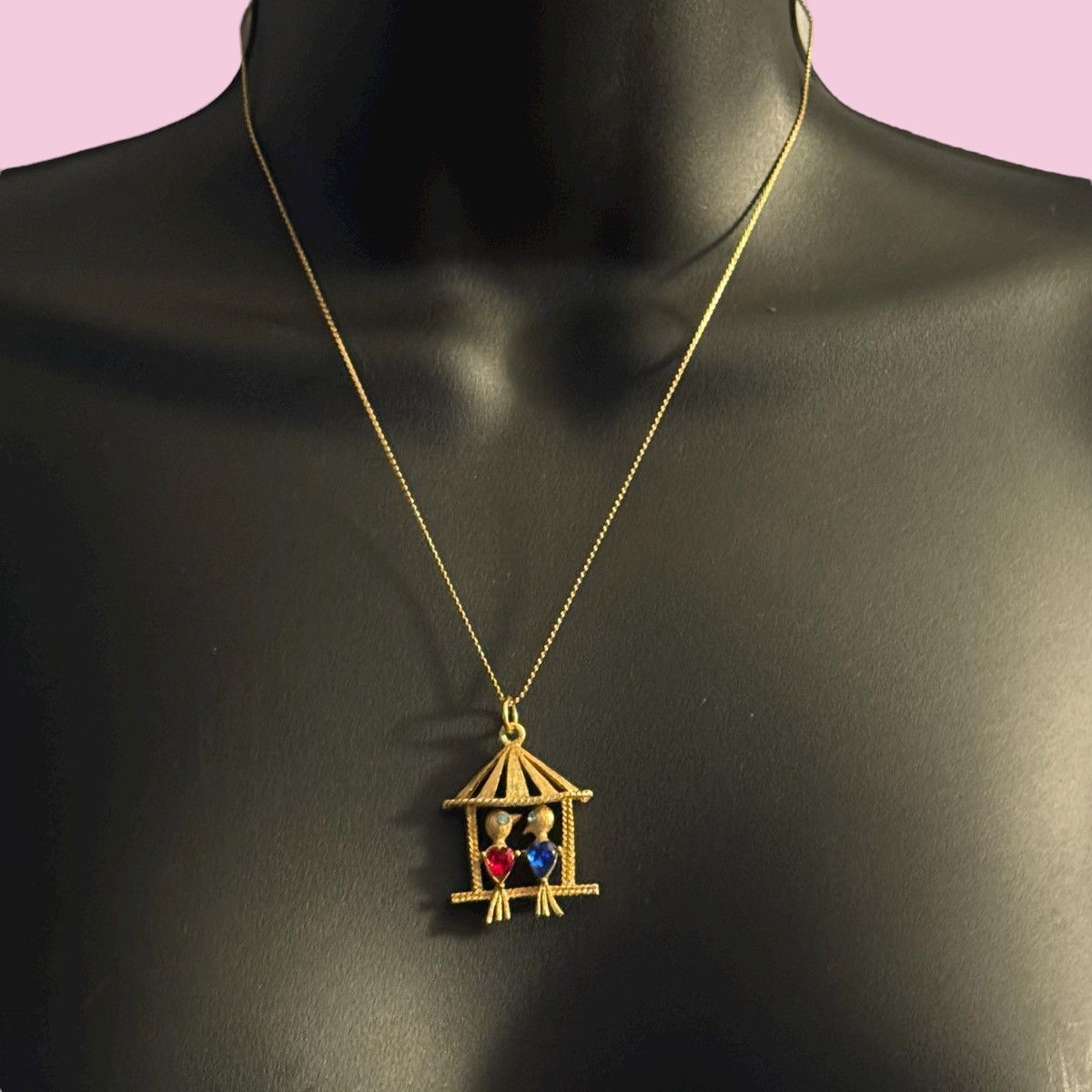 Vintage Vintage gold tone caged Love Birds pendant necklace Size ONE SIZE - 1 Thumbnail
