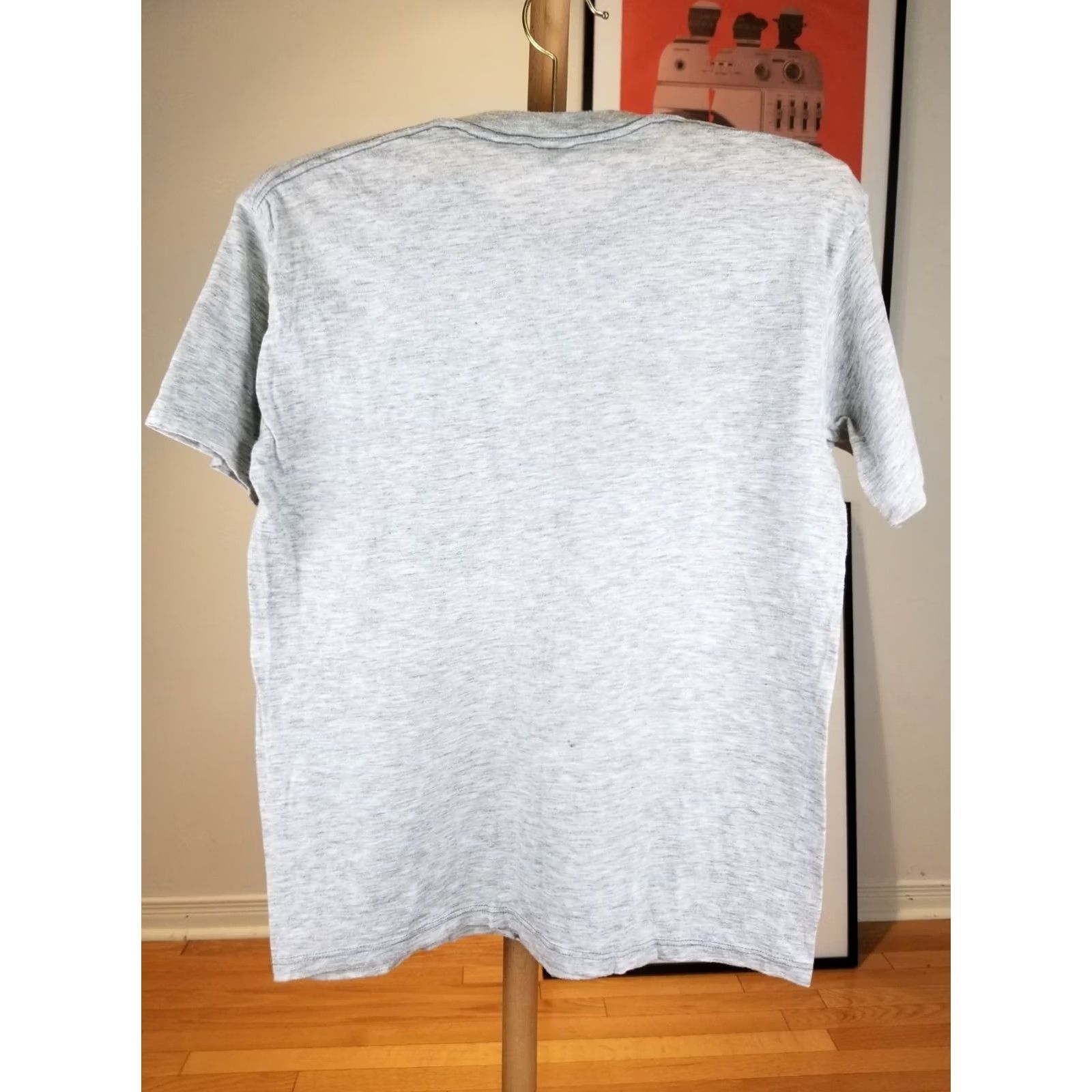 Vintage VINTAGE 80' BLANK ONE POCKET SINGLE STITCH GRAY T-SHIRT SZ LARGE Size US L / EU 52-54 / 3 - 7 Thumbnail