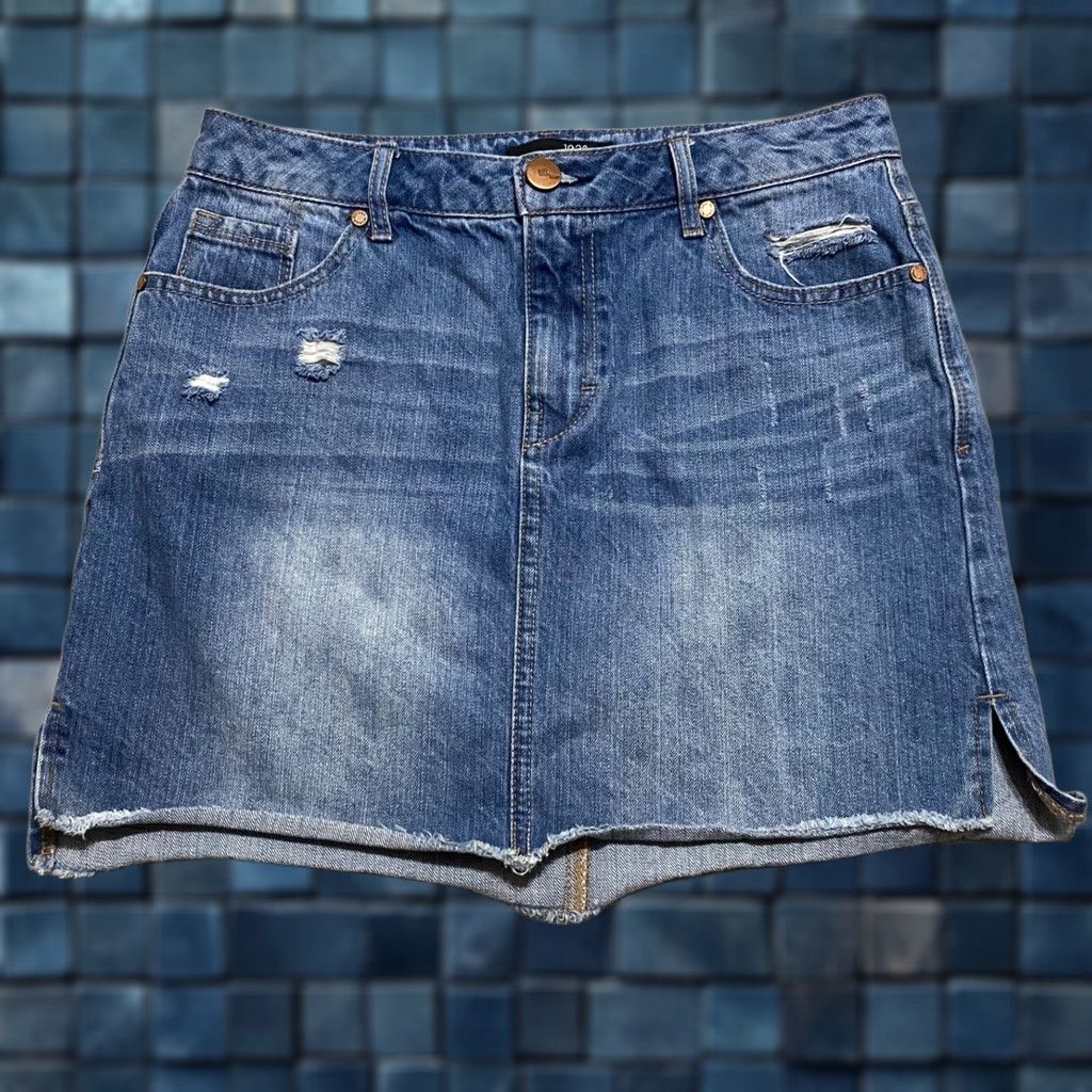 Vintage 1822 Denim Skirt Womens 6 Denim Blue Distressed Mini Short Button Pockets Casual Fall Spring Summer Size 28" / US 6 / IT 42 - 1 Thumbnail