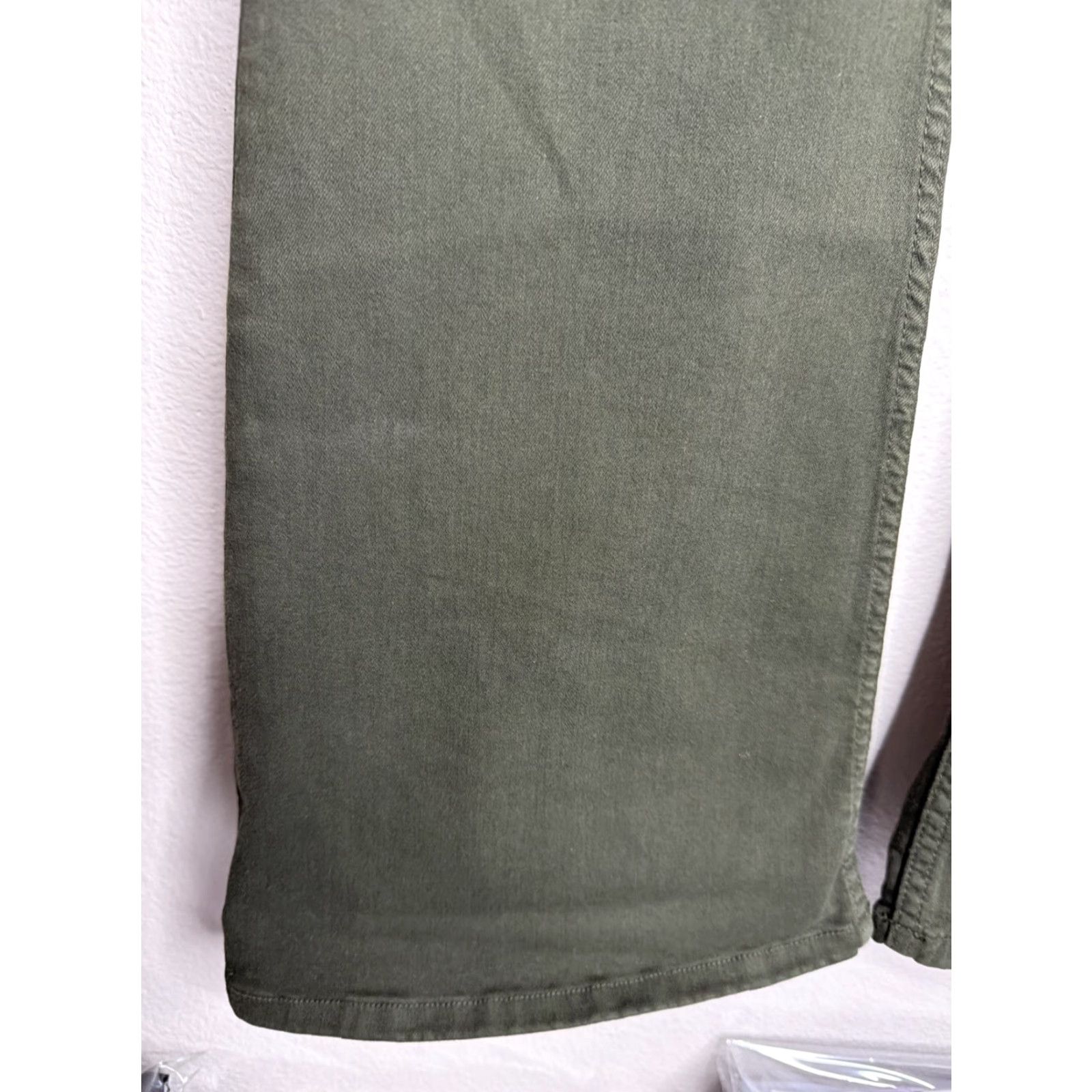 Alice + Olivia VINTAGE Alice + Olivia Jeans Women Size 28 High Rise Wide Leg Flare Zip Fly NWT 28 Green Cotton Dark Wash Pockets Stretch Inseam 30 Womens Size 28" / US 6 / IT 42 - 2 Thumbnail