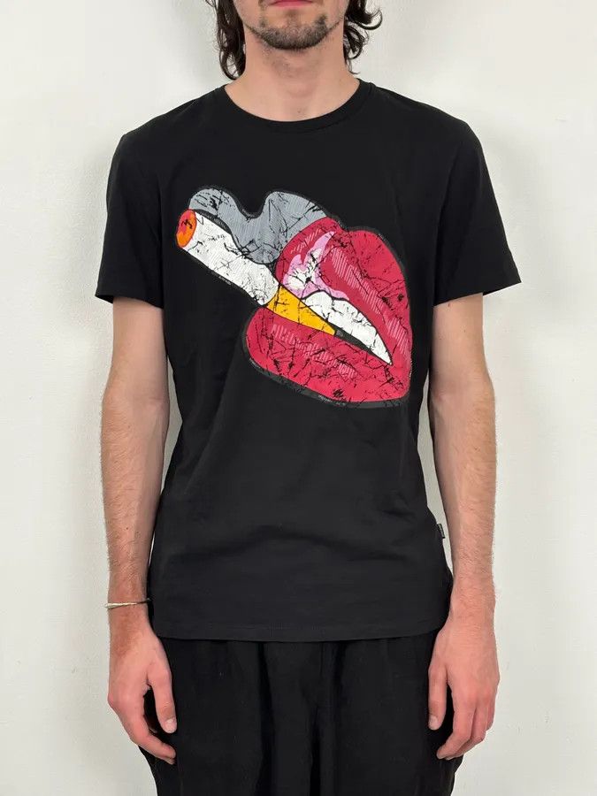 Just Cavalli SS2016 Cavalli Black Cotton Graphic Lip Smoke Cigarette T-Shirt Size US M / EU 48-50 / 2 - 2 Thumbnail