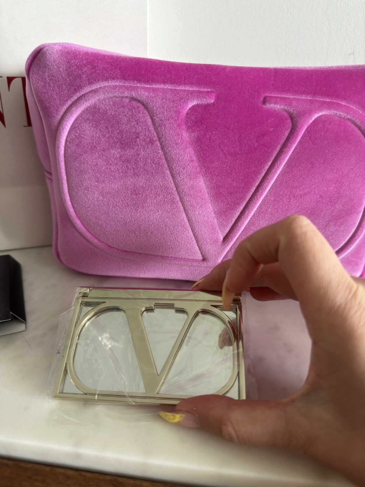 Valentino Valentino pouch, mirror and 2 mini travel perfume Size ONE SIZE - 3 Thumbnail