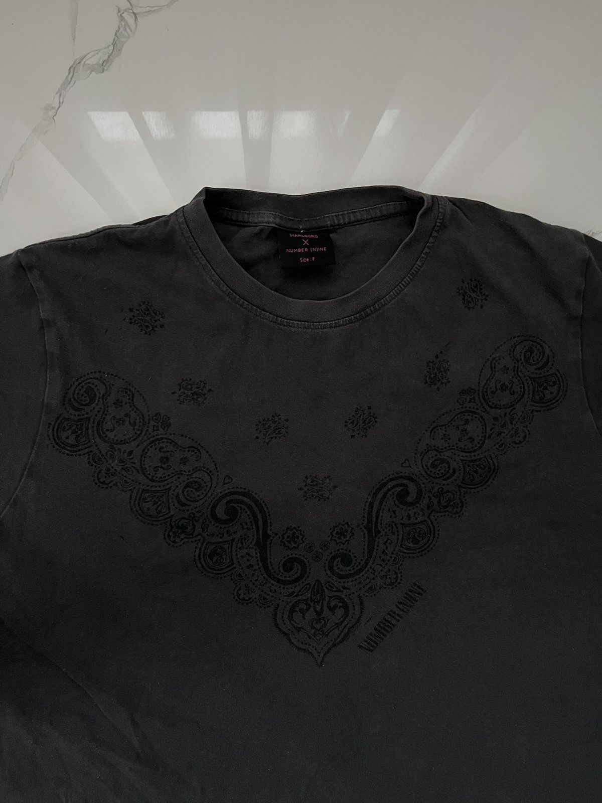 Number (N)ine NUMBER NINE X MARLBORO PAISLEY TEE Y2K RARE VINTAGE Size US M / EU 48-50 / 2 - 2 Thumbnail