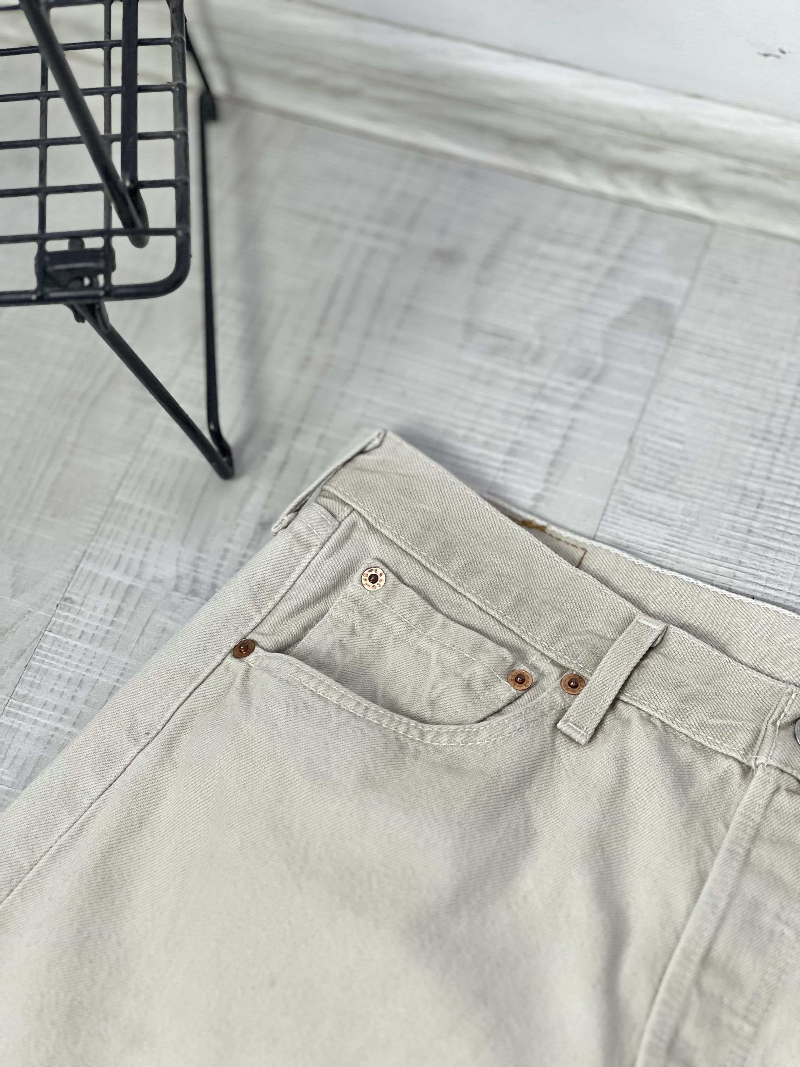 Levi's × Vintage LEVI`S 501 jeans pants Size US 33 - 8 Thumbnail