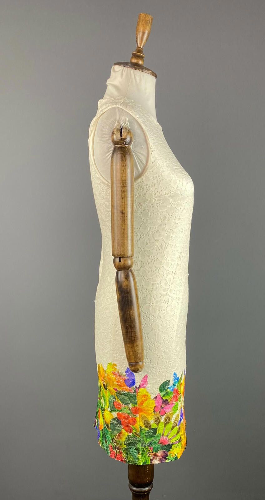 Desigual Desigual White Floral Mesh Lace Bodycon Tank Dress Size 38 Size M / US 6-8 / IT 42-44 - 4 Thumbnail