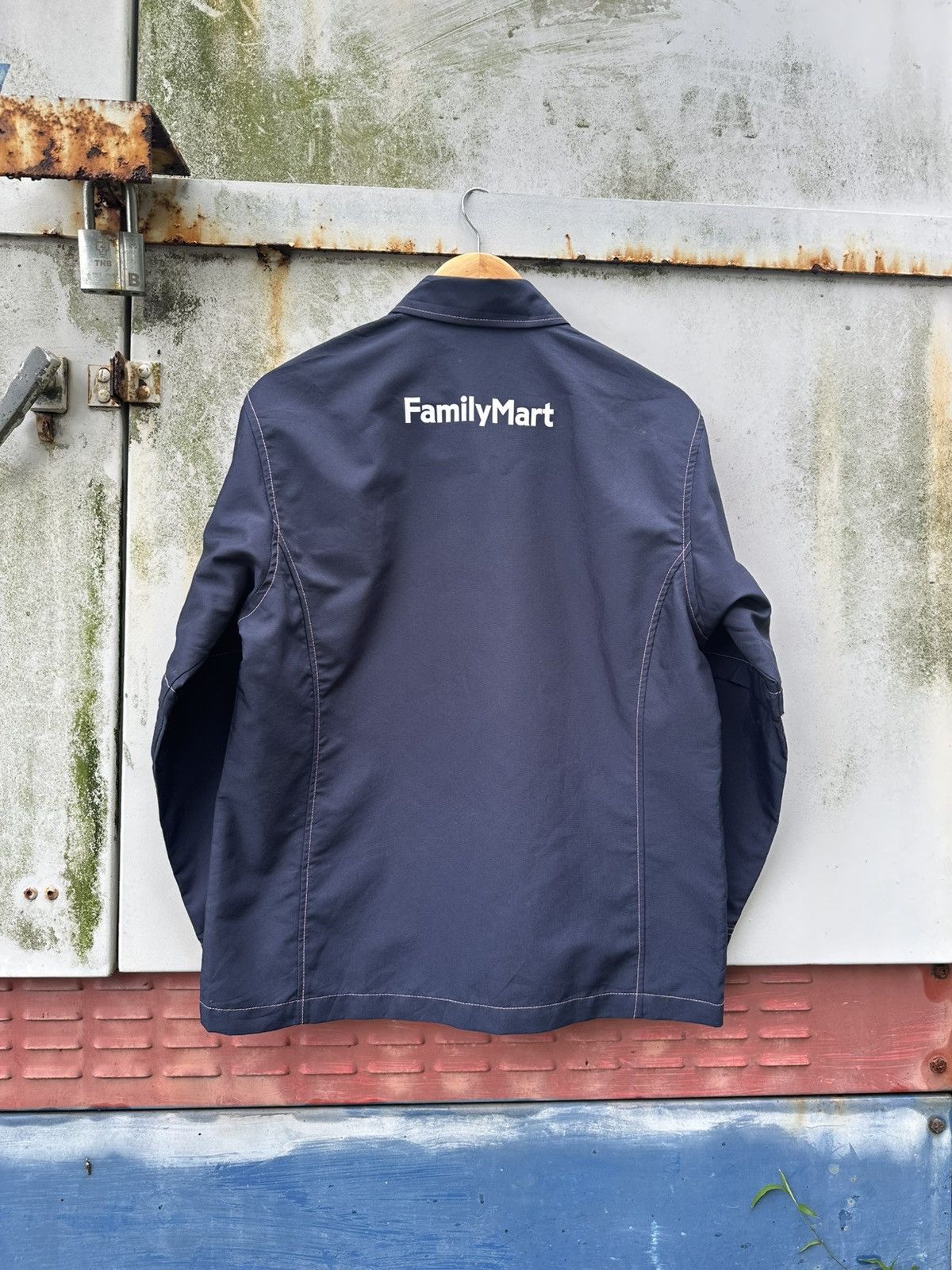 Japanese Brand 👹Vintage Family Mart Japan Uniform Size US M / EU 48-50 / 2 - 5 Thumbnail