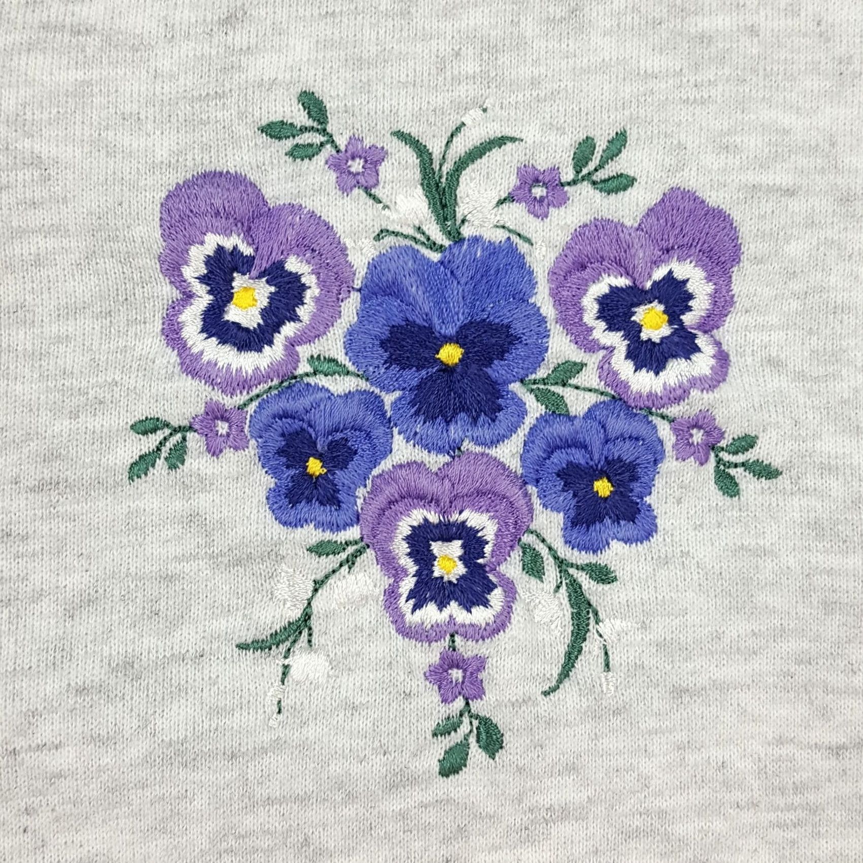 Vintage VINTAGE Top Stitch Sweatshirt Cardigan Women’s Petite M Crewneck Button Purple Flower 90s Fall Winter Size M / US 6-8 / IT 42-44 - 4 Thumbnail