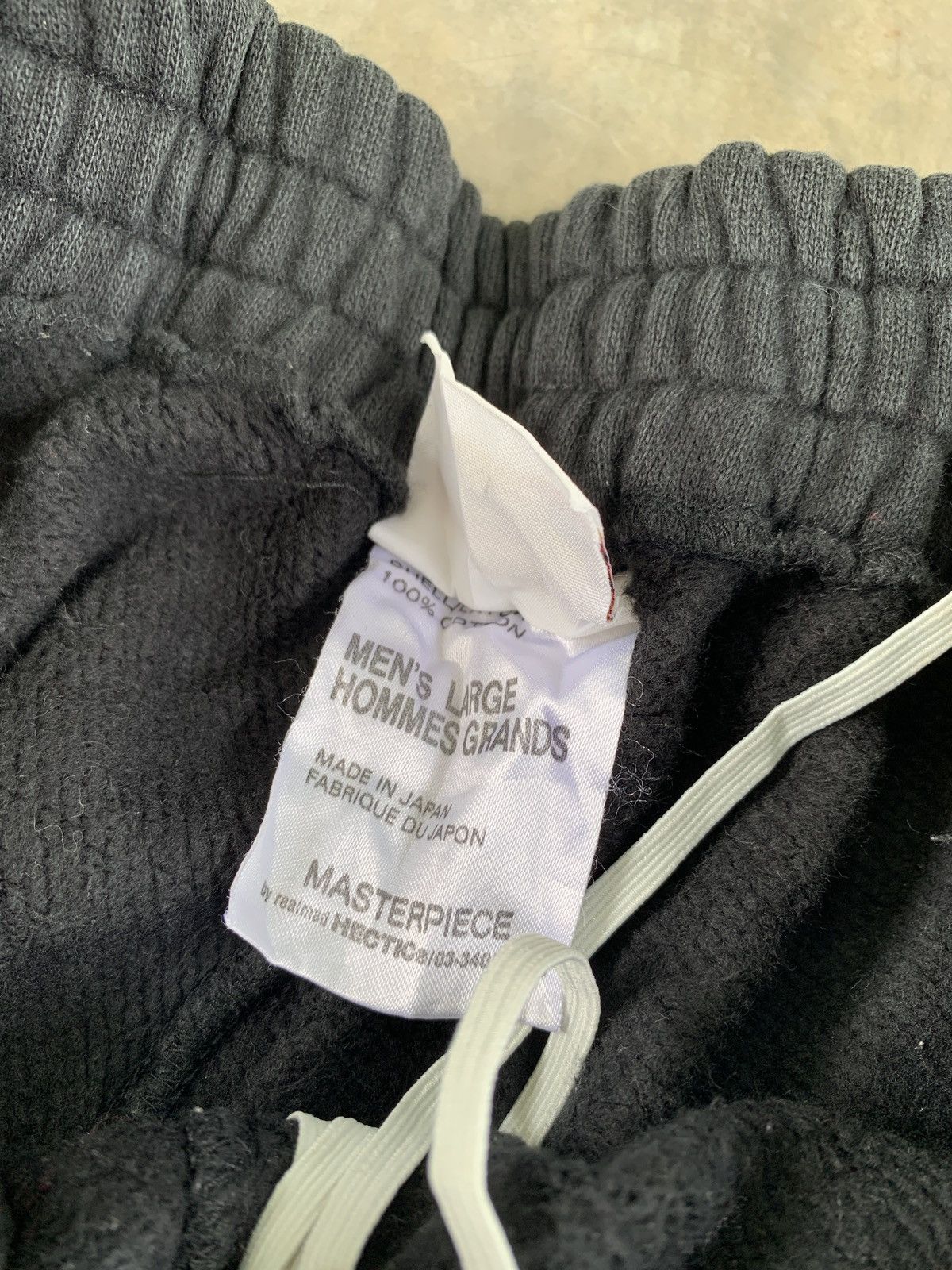 MasterPiece 2000s y2k Masterpiece baggy heavy sweatpants Size US 32 / EU 48 - 9 Thumbnail