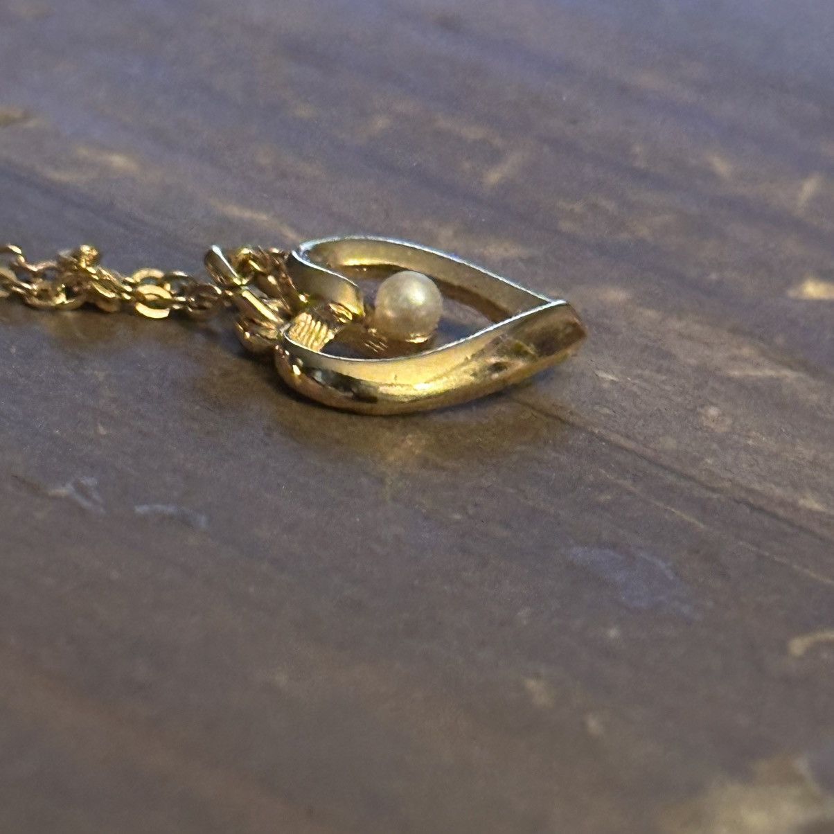 Vintage Vintage gold tone open heart with pearl pendant necklace Size ONE SIZE - 5 Thumbnail