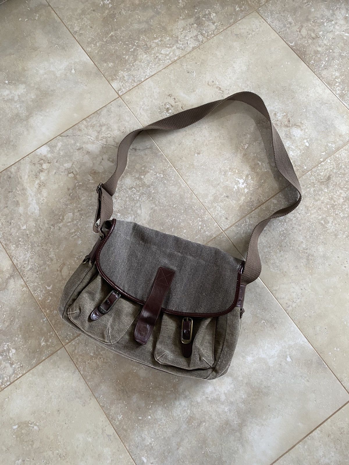 Fred Perry Vintage Fred Perry Sholder Avant-Garde Military Style Bag Size ONE SIZE - 1 Thumbnail