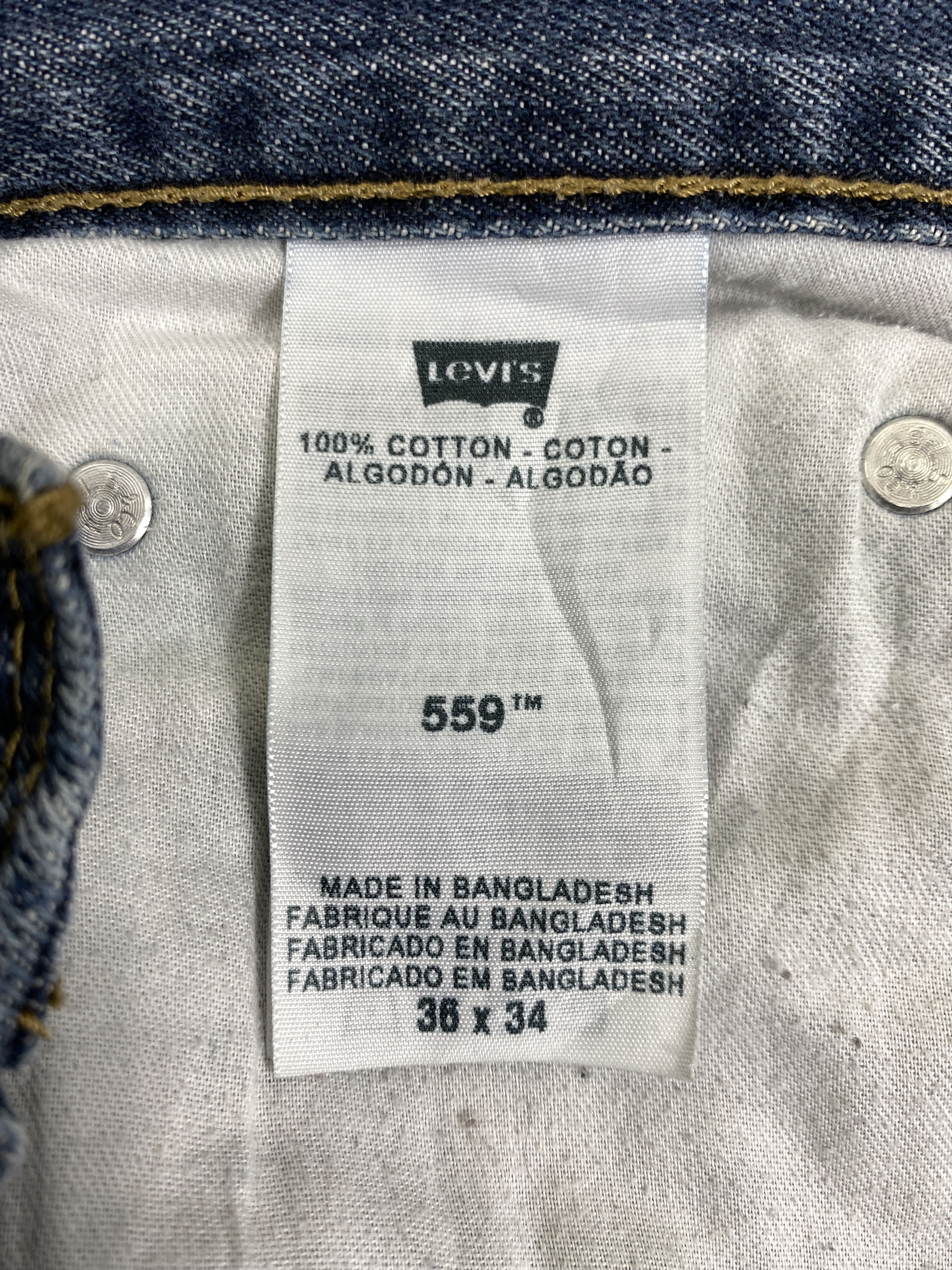 Levi's Distressed Blue Levi's 559 Jeans 37x33 Denim -SJ117 Size US 37 - 9 Thumbnail
