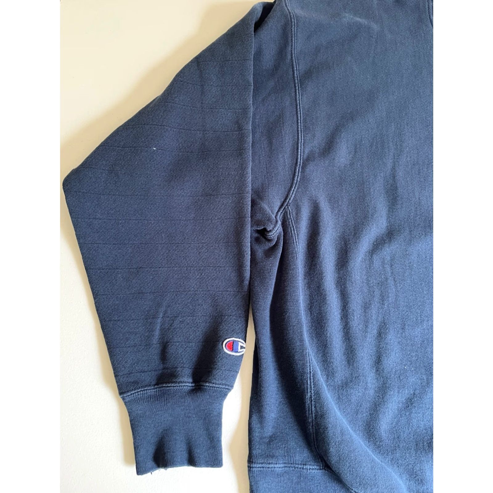 Champion VINTAGE Champion Premium Reverse Weave Crewneck Sweatshirt Heavyweight Navy XL Men's 90s Classic USA 90s Logo Sweatshirt Size US XL / EU 56 / 4 - 6 Thumbnail