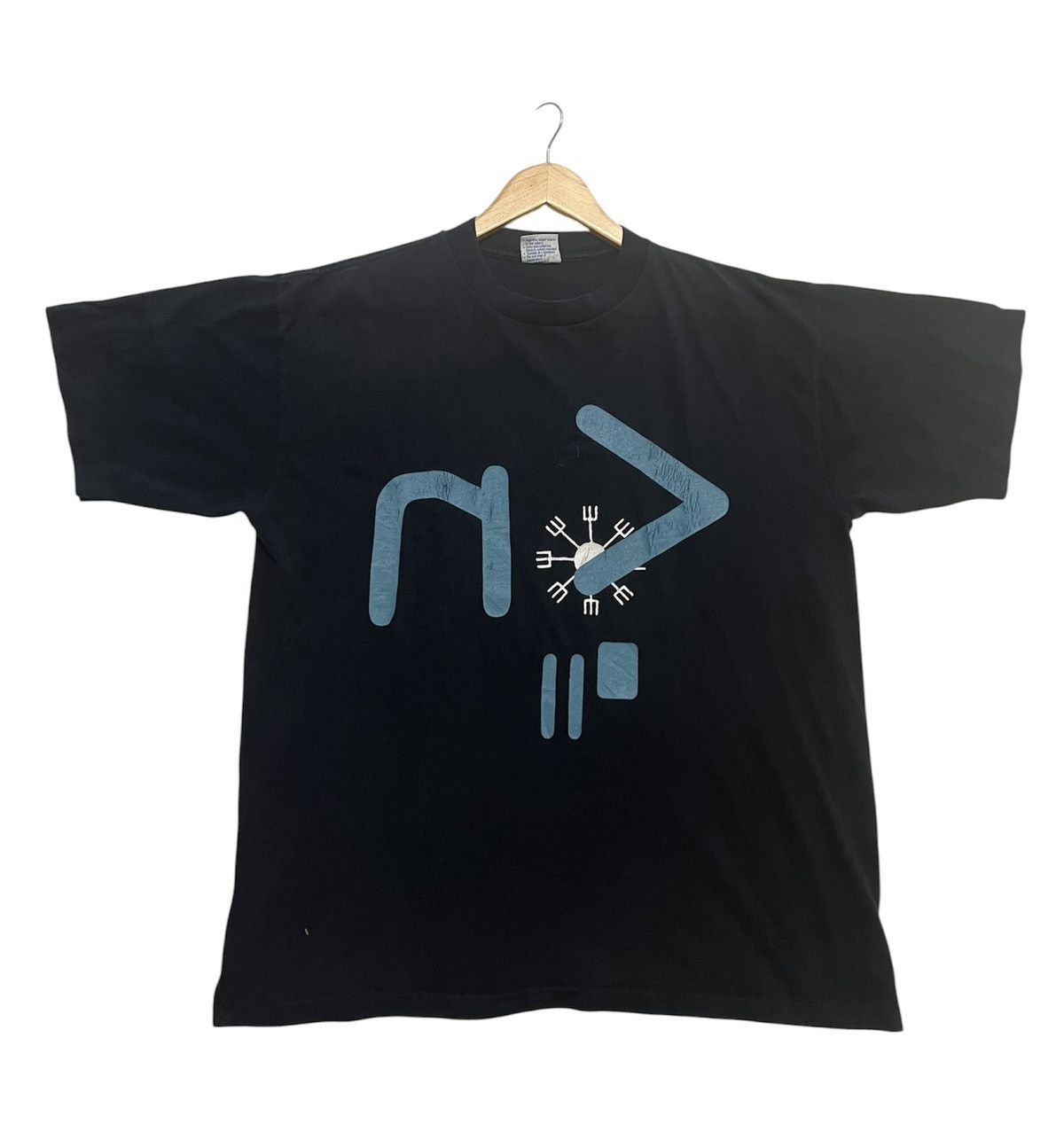 Band Tees Vintage Nine Inch Nails Size US XL / EU 56 / 4 - 1 Thumbnail