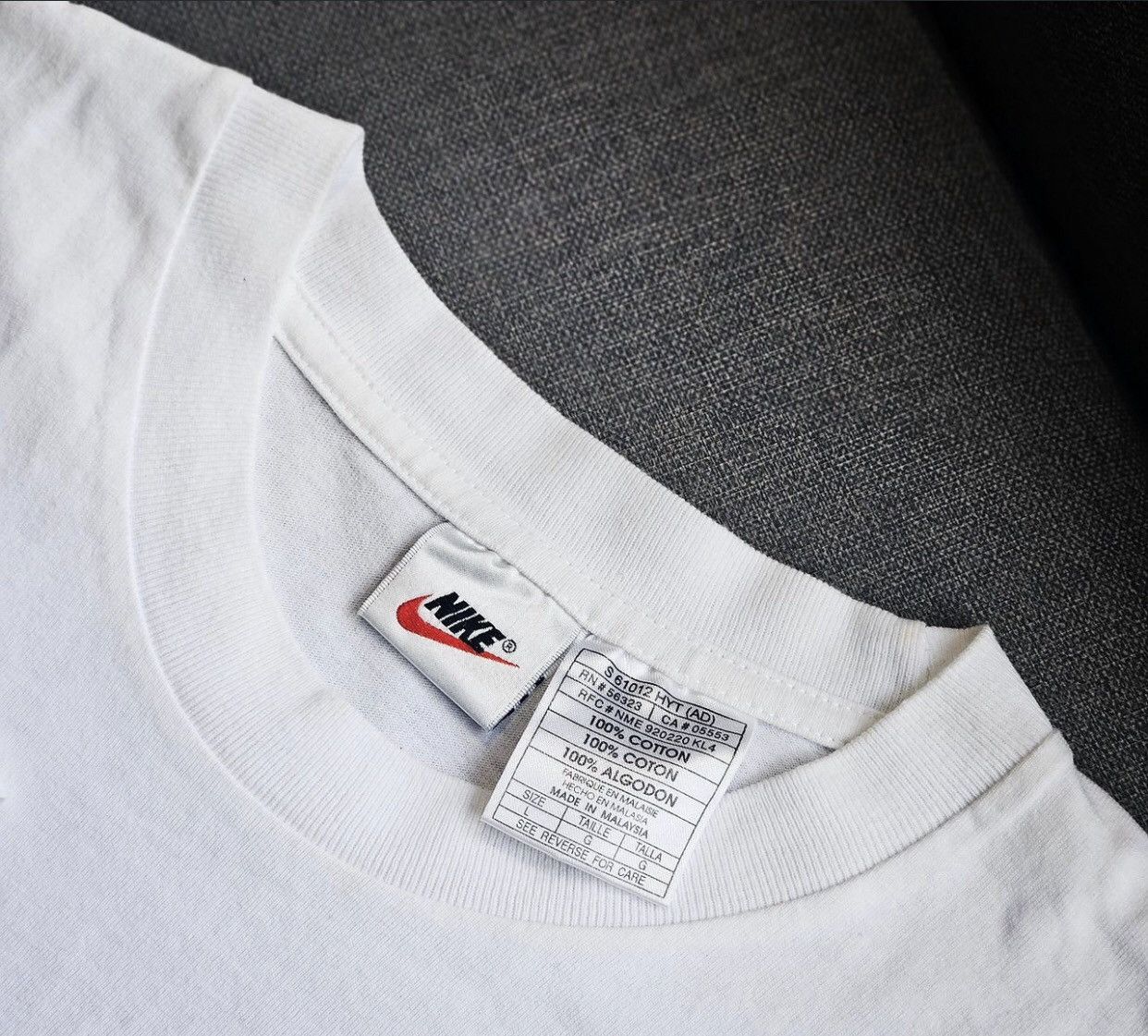 Nike × Vintage ❌Nike Tennis Vintage Tee Melbourne 1996 Size US L / EU 52-54 / 3 - 5 Thumbnail