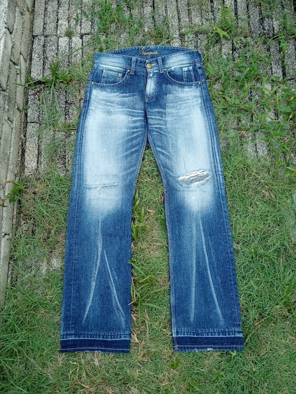 Vanquish Vintage Vanquish Gold Japan Distressed Jeans Size US 34 / EU 50 - 1 Thumbnail