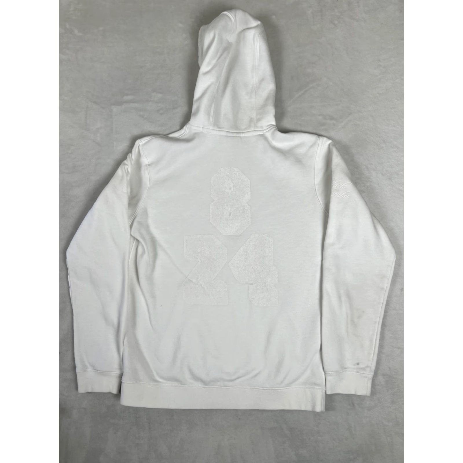 Nike VINTAGE Nike Kobe Black Mamba Hoodie Mens M White Graphic Print Pullover Sports Fanatics 90s 00s Size US M / EU 48-50 / 2 - 6 Thumbnail