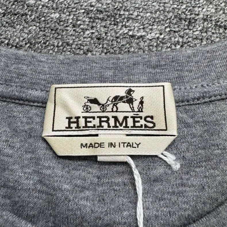 Hermes Hermes Leather patch pattern short sleeve Size US L / EU 52-54 / 3 - 3 Thumbnail