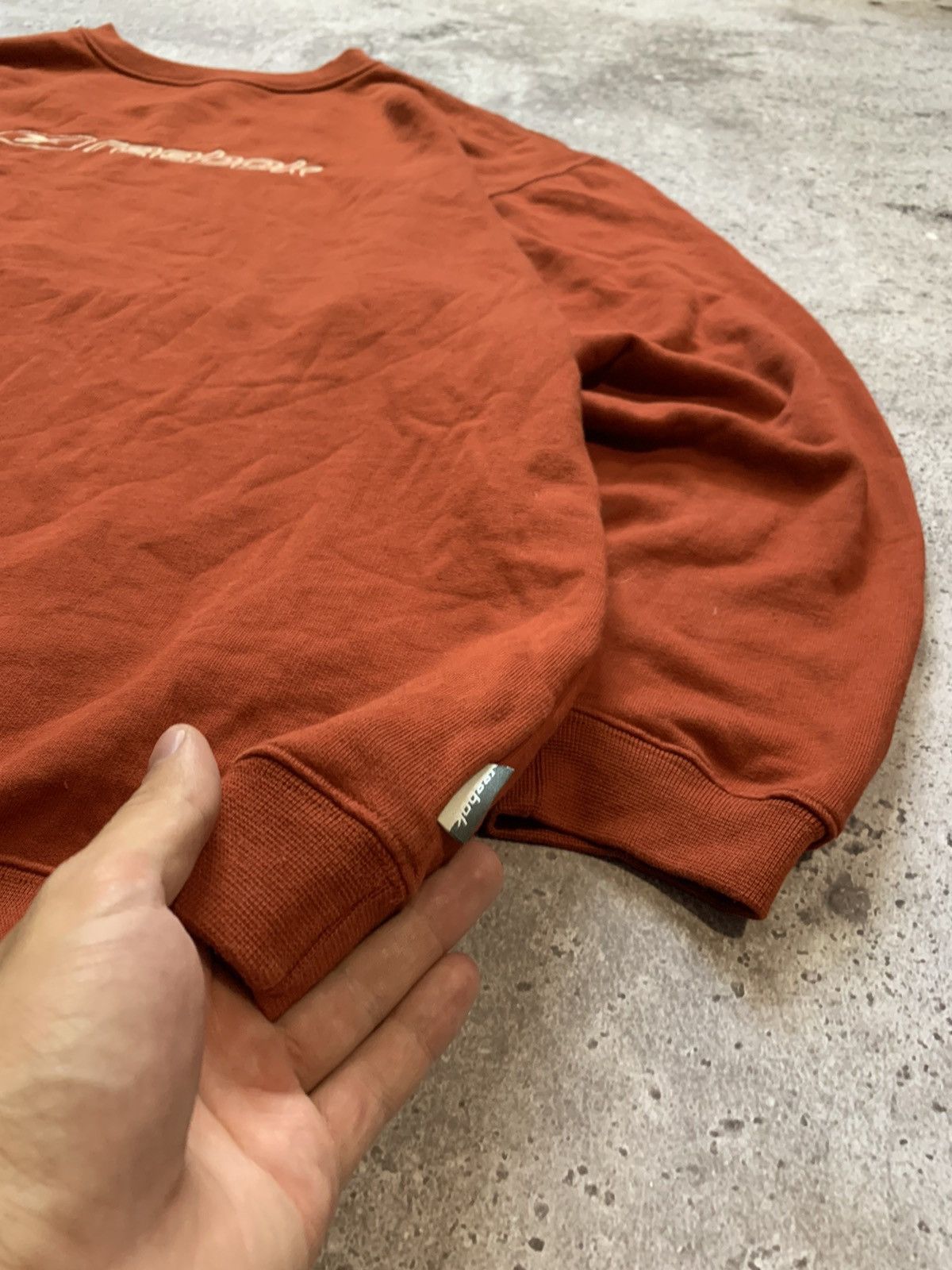 Russell Athletic × Vintage 90s Reebok Athletic Basic Crewneck Sweatshirt Size US XL / EU 56 / 4 - 3 Thumbnail