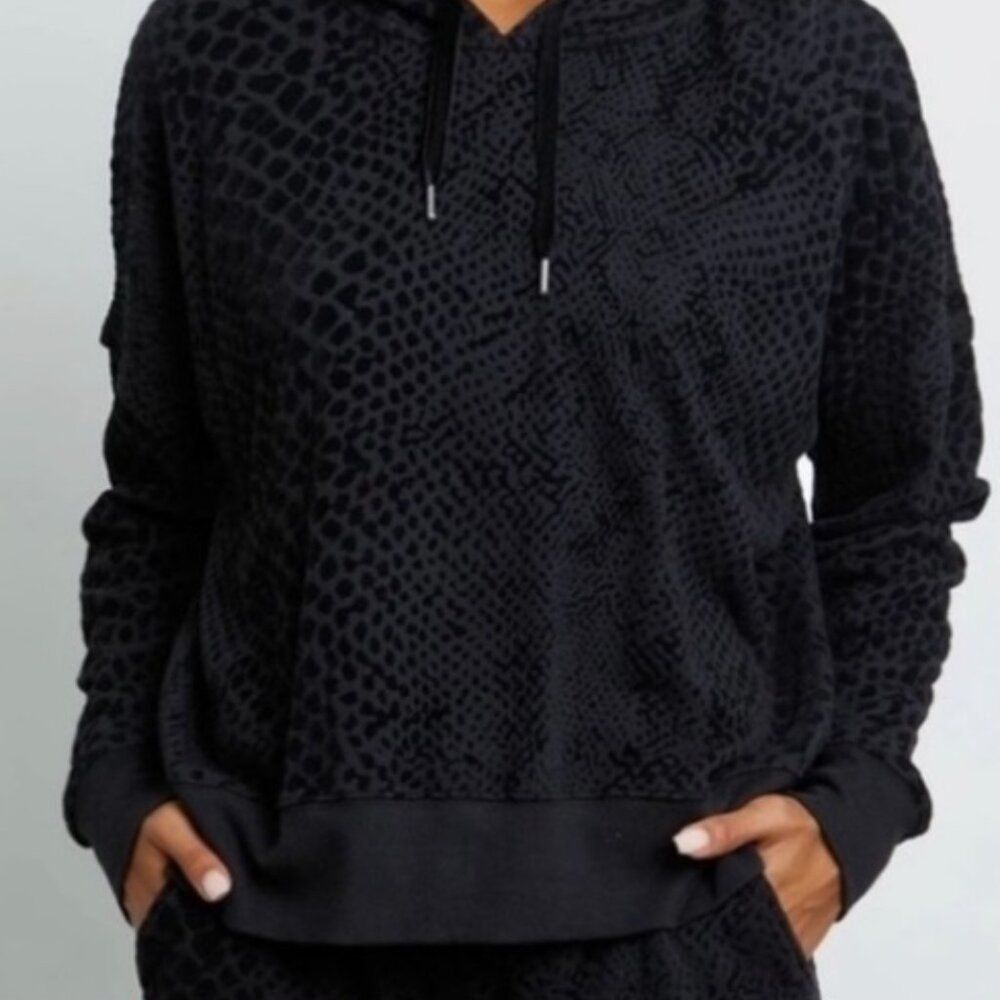 Rails Rails Nico Black Flocked Cobra Hoodie Womens Size L Pullover Size L / US 10 / IT 46 - 3 Thumbnail