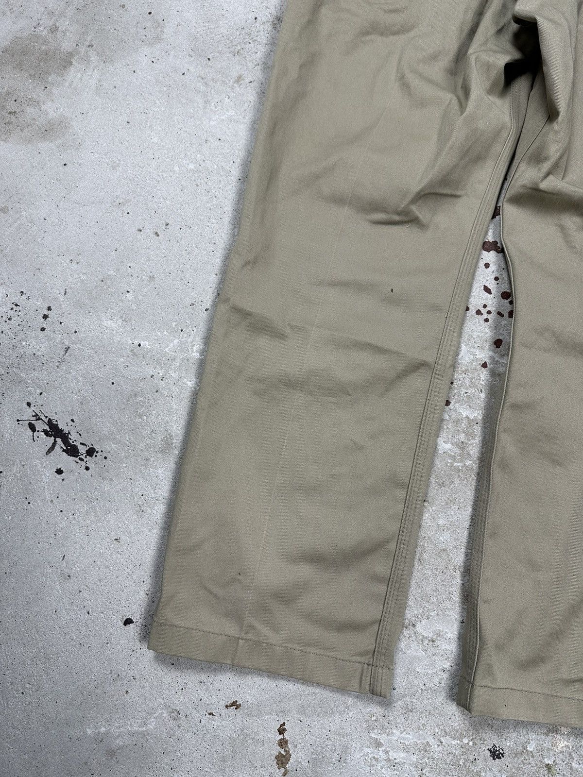 Carhartt × Vintage Vintage 90s Carhartt OG Workwear Beige Distressed Pants Size US 33 - 12 Thumbnail