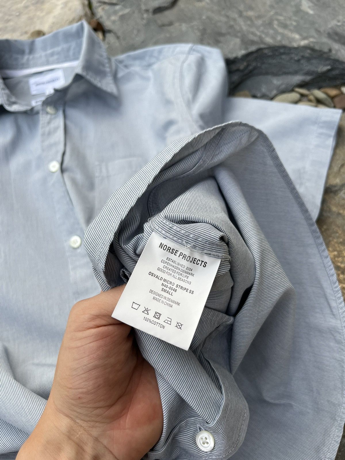 Norse Projects Norse Projects osvald micro stripe ss cotton pocket shirt Size US S / EU 44-46 / 1 - 14 Thumbnail