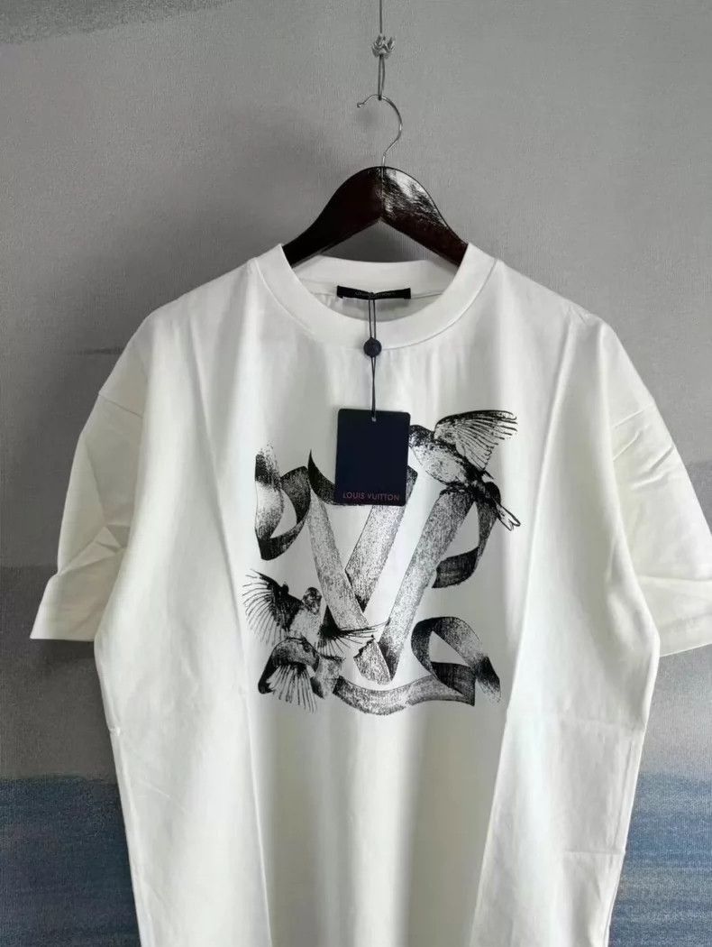 Louis Vuitton Louis Vuitton White Short Sleeve TShirt-2506 Size US XL / EU 56 / 4 - 2 Thumbnail