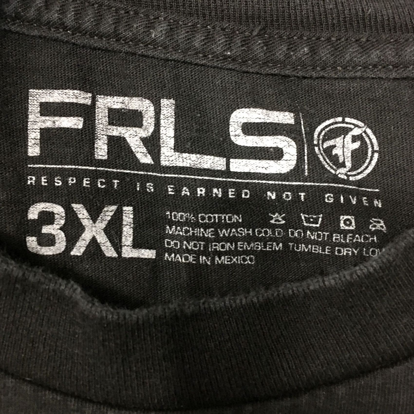 Vintage Fearless Switch Geometric Graphic T Shirt Black Cotton Mens 3XL Size US XXL / EU 58 / 5 - 3 Thumbnail