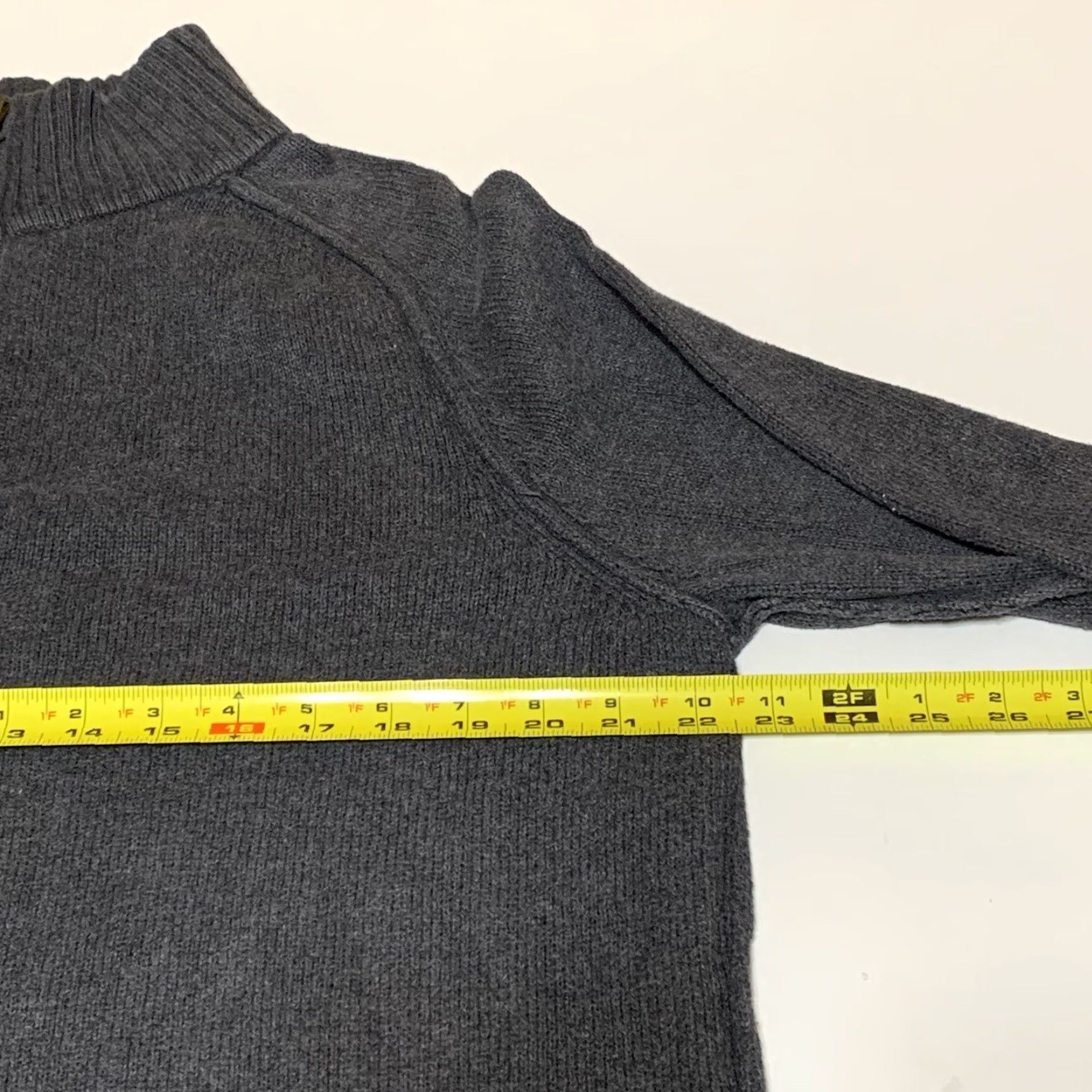 American Eagle Outfitters American Eagle Outfitters Sweater Men XL Gray 1/4 Zip 100% Cotton Pullover Mock Neck Logo KnIT Regular Size Type Size US XL / EU 56 / 4 - 6 Thumbnail