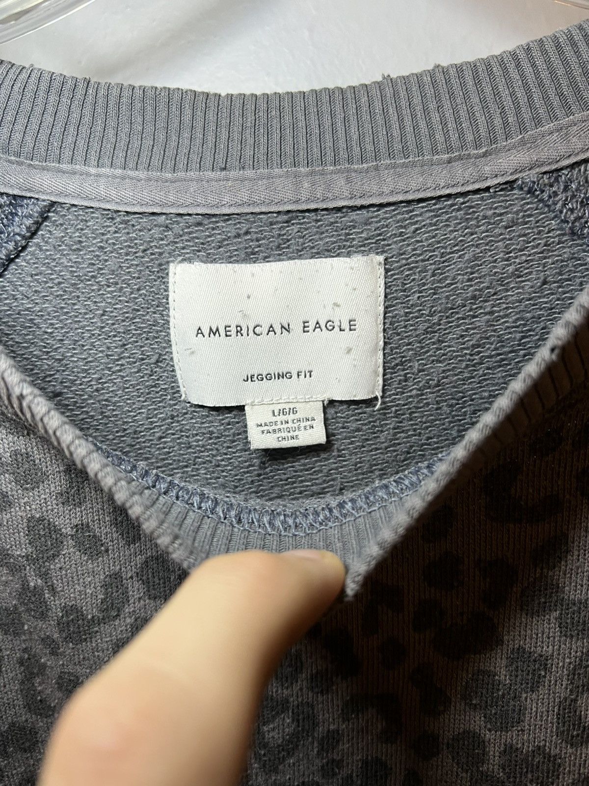 American Eagle Outfitters Vintage American Eagle cheetah print crewneck sweater Size US L / EU 52-54 / 3 - 3 Thumbnail