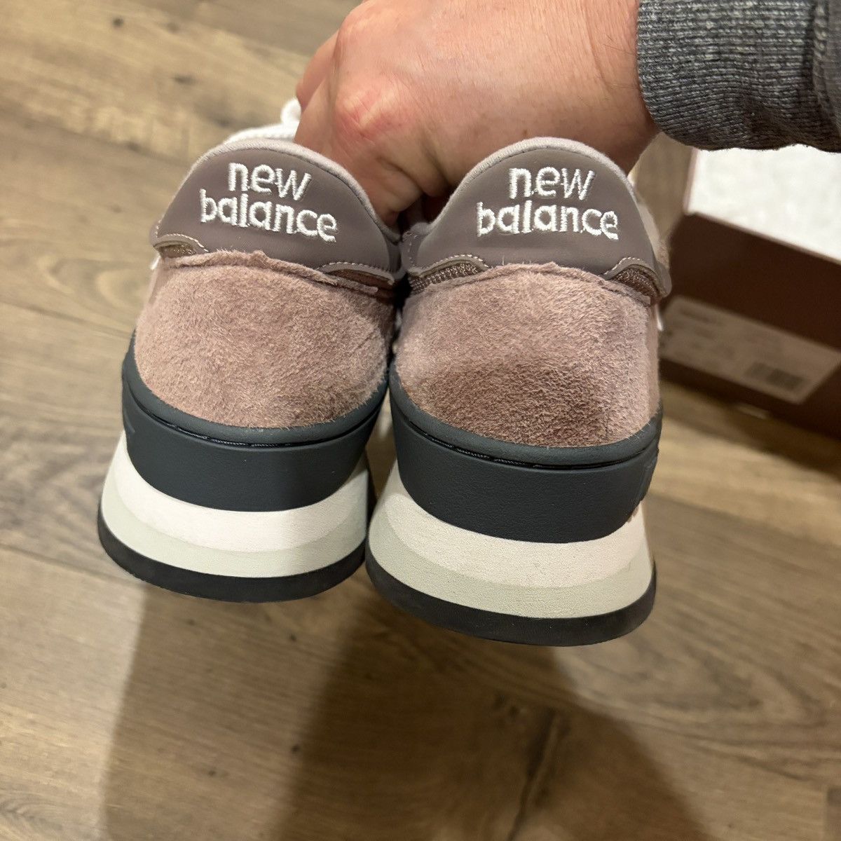 Kith × New Balance Kith New Balance 990v1 Dusty Rose Size US 8 / EU 41 - 6 Thumbnail