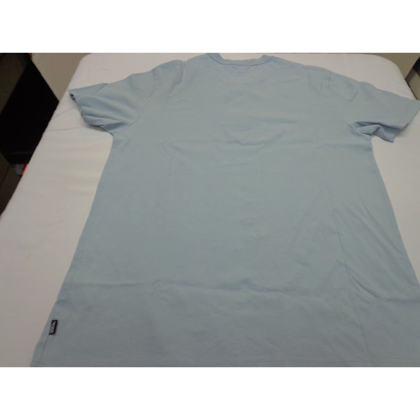 Eddie Bauer Eddie Bauer Men's Short Sleeve Henley T Shirt Blue Medium NEW Size US 31 - 8 Thumbnail