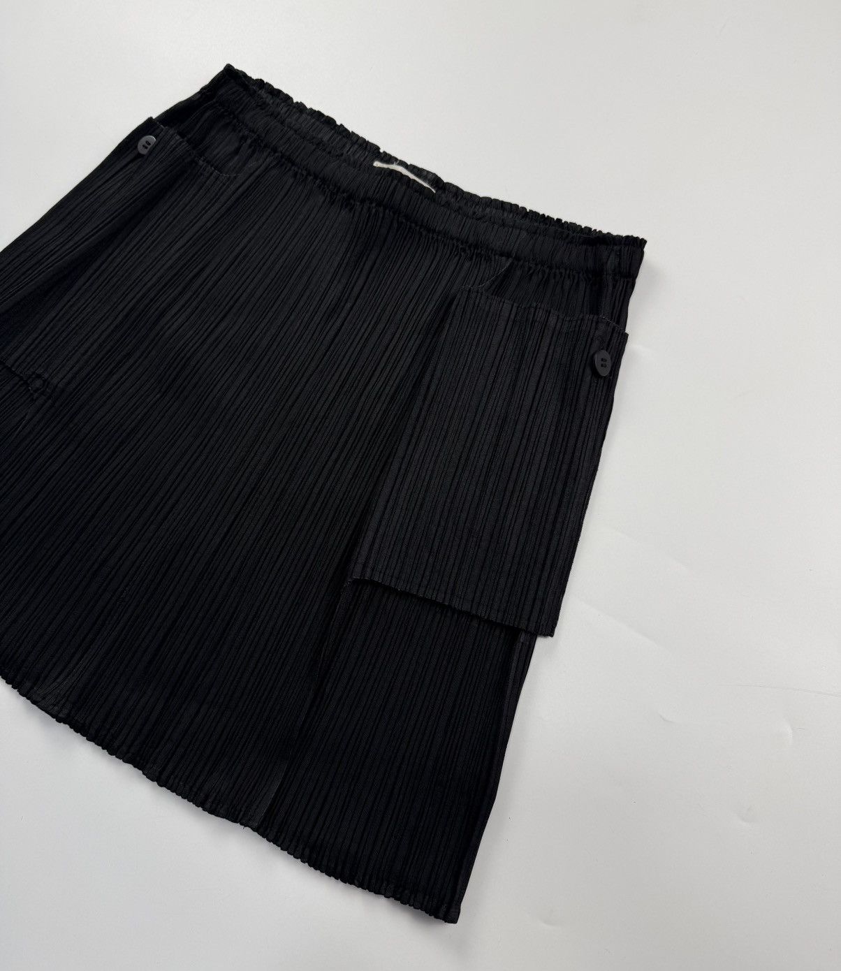 Pleats Please Issey Miyake Issey Miyake Pleats Please with Pocket Pleated Skirt Size 28" / US 6 / IT 42 - 4 Thumbnail