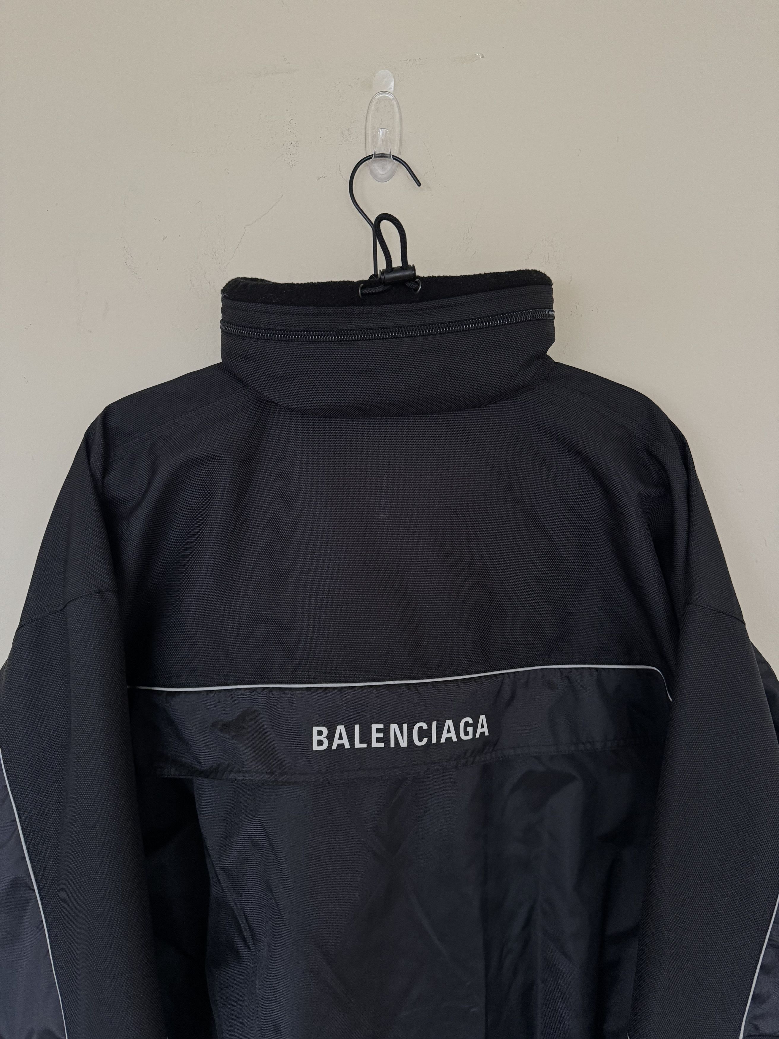 Balenciaga Balenciaga Half Zip Windbreaker Size US XL / EU 56 / 4 - 11 Thumbnail