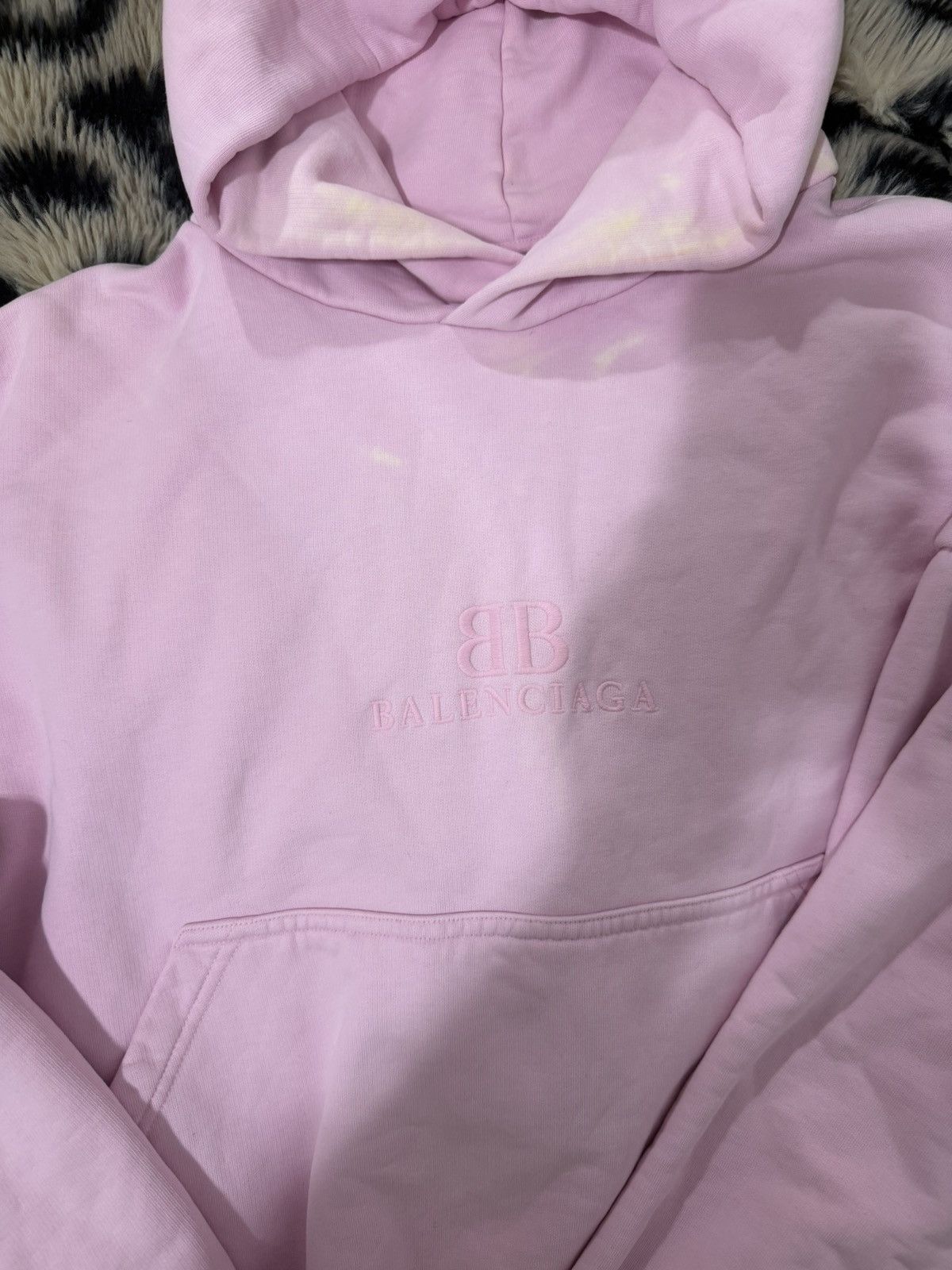 Balenciaga BALENCIAGA DISTRESSED PINK HOODIE Size US M / EU 48-50 / 2 - 6 Thumbnail