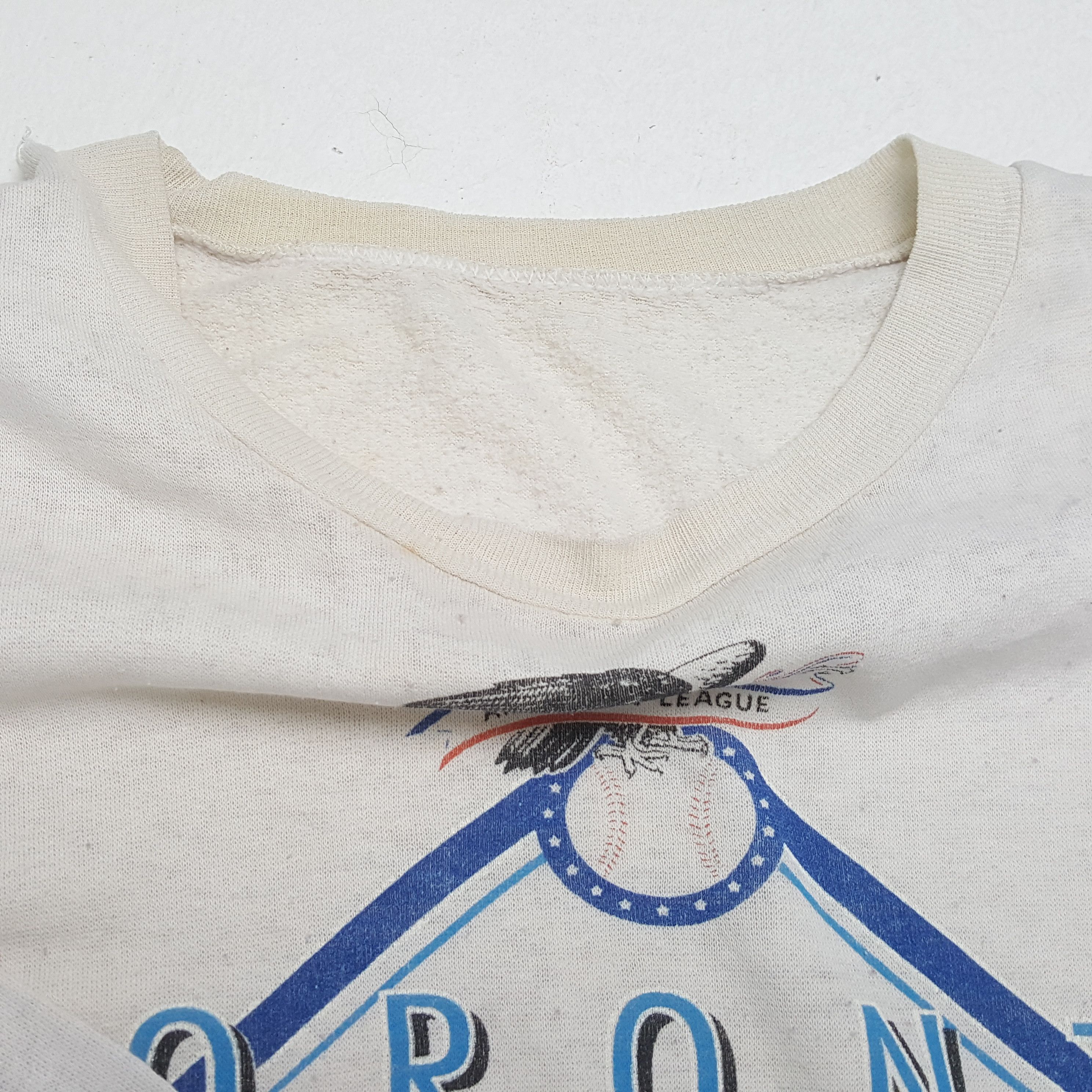 MLB × Vintage Vintage 90s TORONTO BLUE JAY Baseball Distressed Sweatshirt Size US XL / EU 56 / 4 - 9 Thumbnail