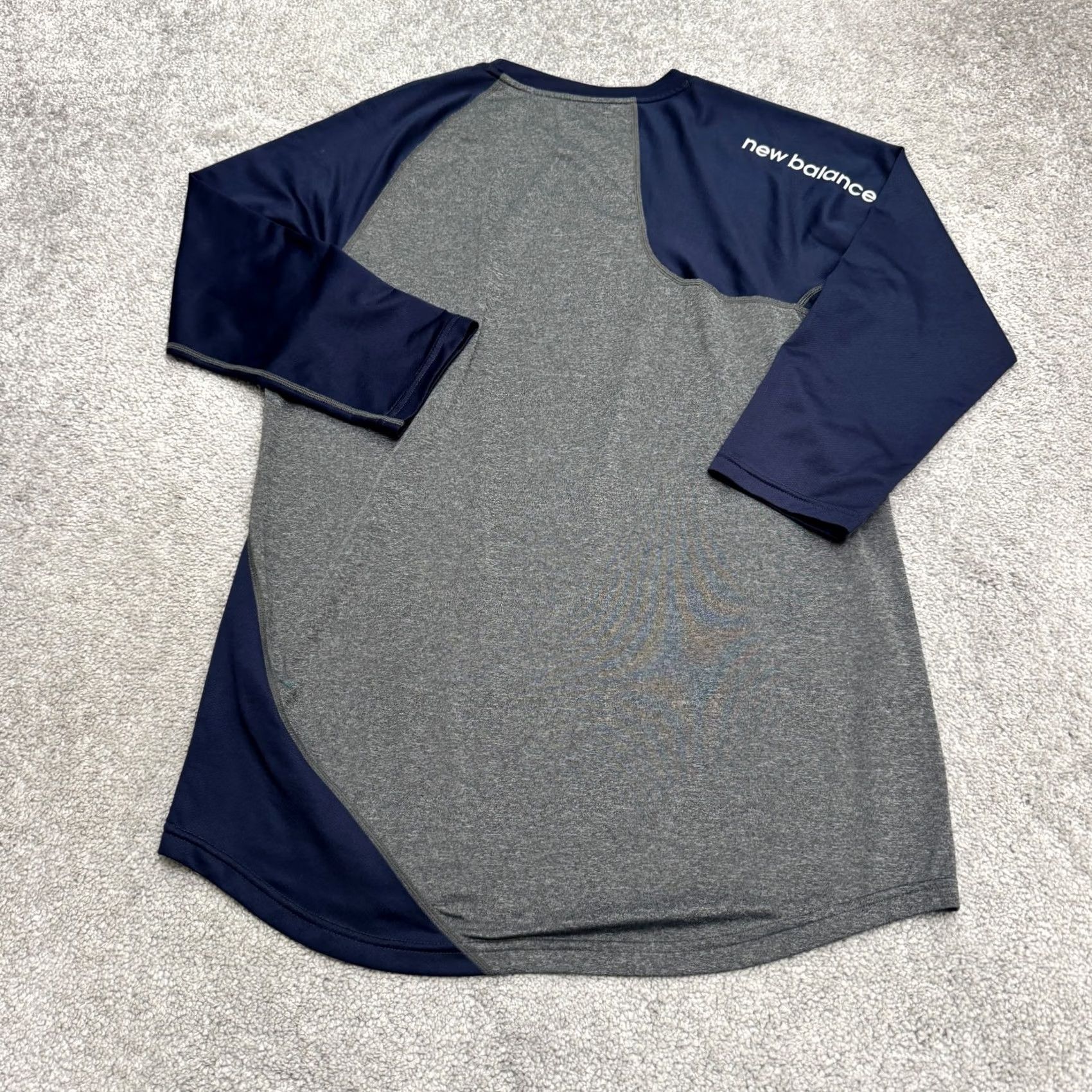 New Balance New Balance NB Dry Colorblock Raglan Long Sleeve T-Shirt Medium Gray Navy Tee Men Size US M / EU 48-50 / 2 - 2 Thumbnail