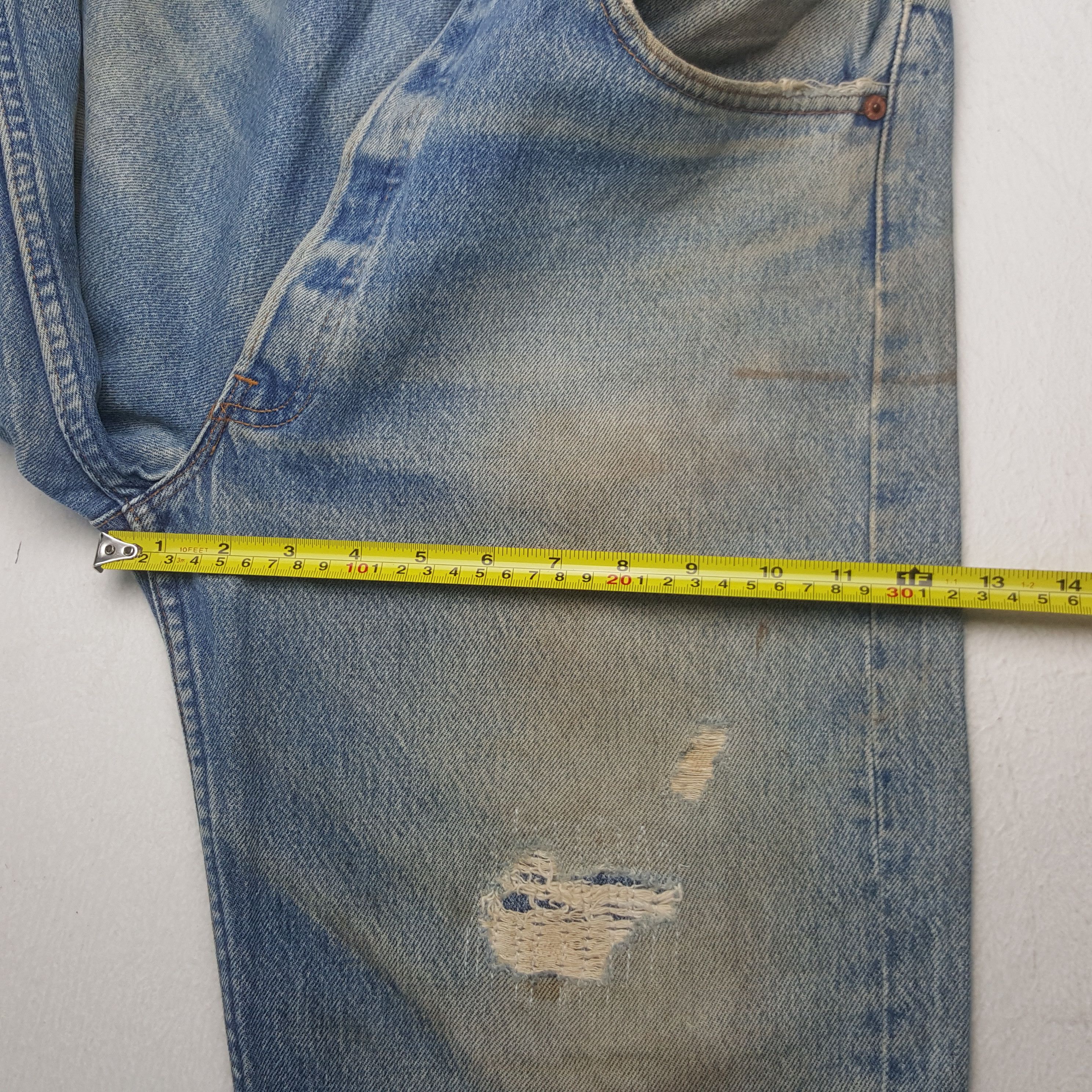 Levi's Vintage Clothing Vintage Levi's 501 Distressed Style Denim Jeans Size US 33 - 9 Thumbnail