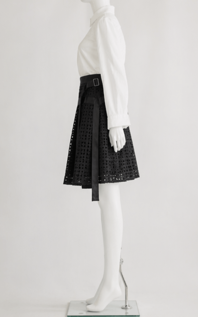 Sacai Sacai - Lace Pleated Apron Wrap Skirts Black Size 28" / US 6 / IT 42 - 7 Thumbnail