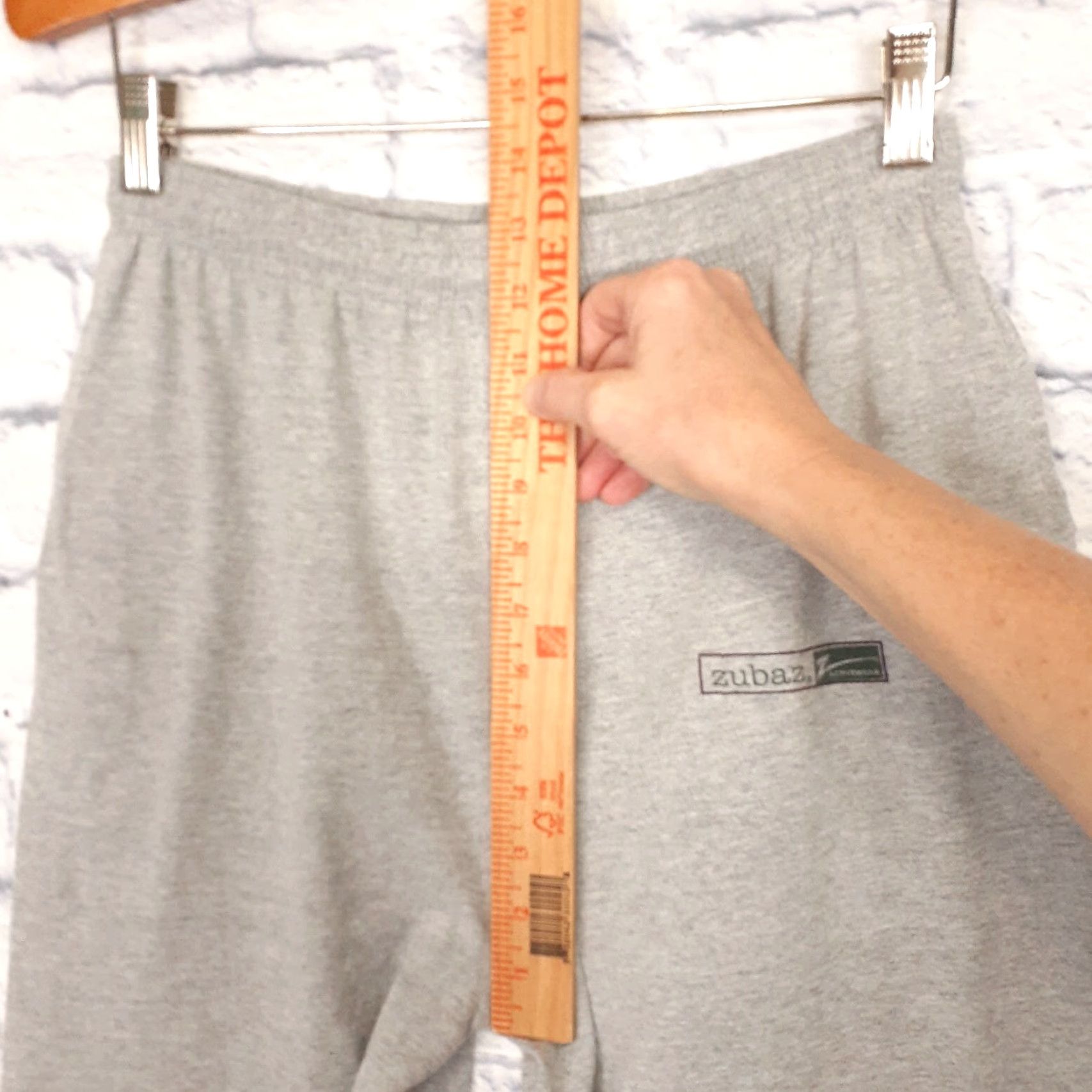 Vintage VINTAGE Zubaz Sweatpants Pants Drawstring Pockets Gray USA Small 28x28 Mens Slim/Tapered Inseam 28in Utility Size US 29 - 3 Thumbnail