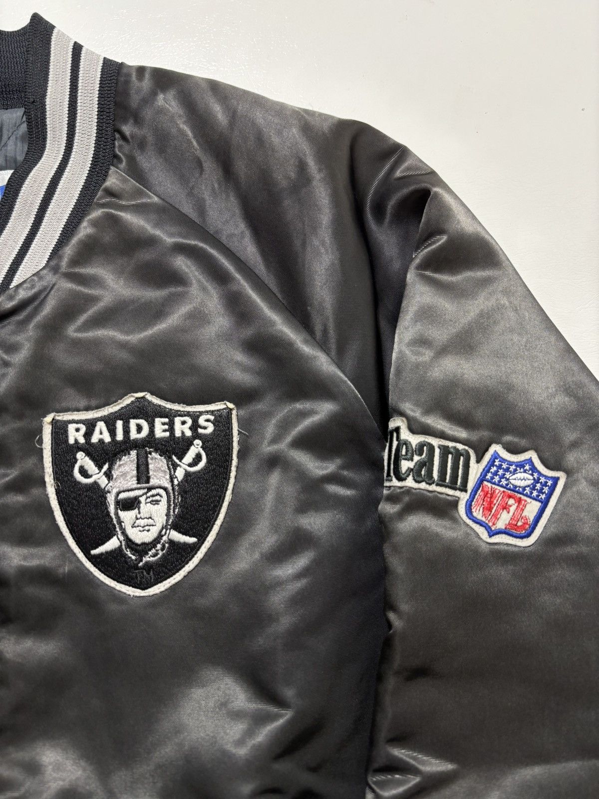 Chalk Line Vintage 80s Oakland Raiders Satin Chalk Line Size US M / EU 48-50 / 2 - 8 Thumbnail