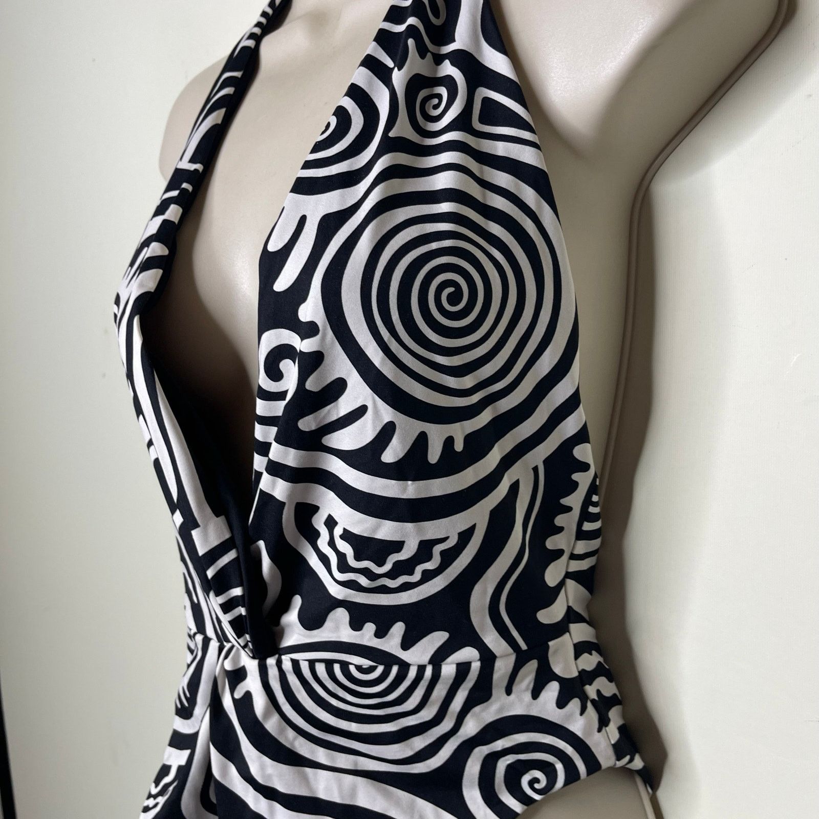 Mara Hoffman NWT MARA HOFFMAN Gabriela One Piece in black & white sz L Size L / US 10 / IT 46 - 4 Thumbnail