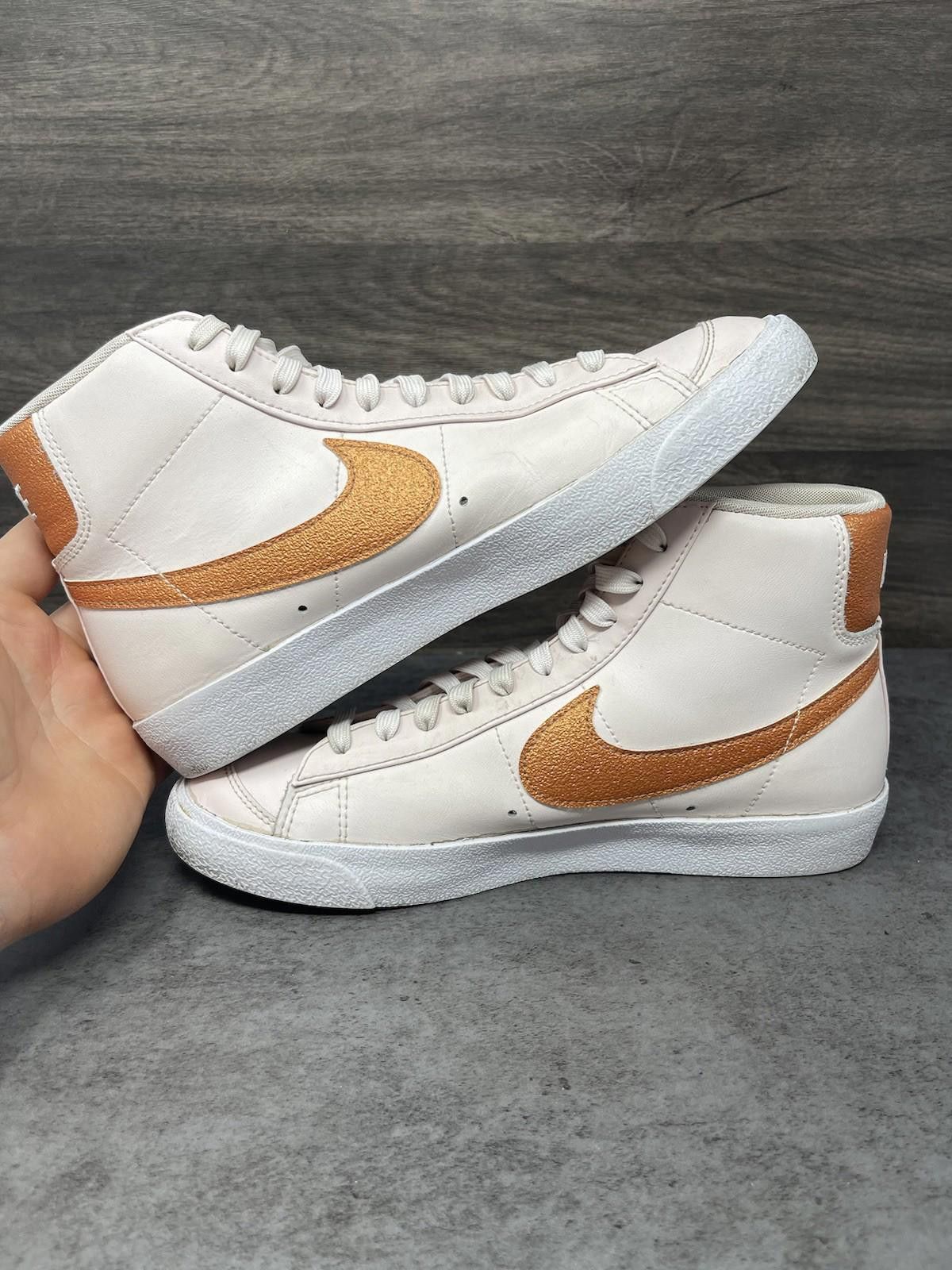 Nike Nike Blazer Mid 77 EMB Shoes Womens Size 9.5 Metallic Copper Size US 9.5 / IT 39.5 - 7 Thumbnail