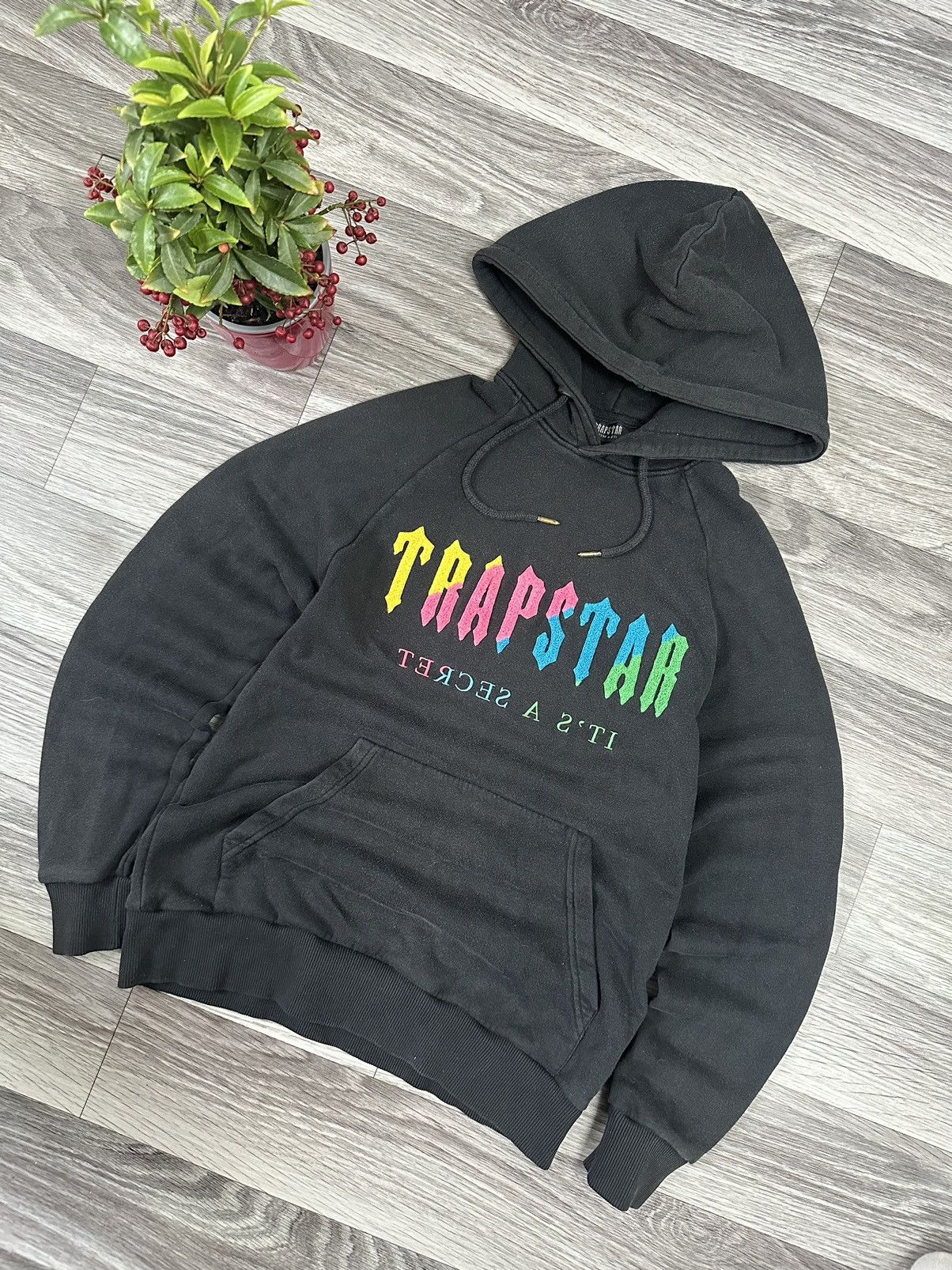 Trapstar London Trapstar London Big Teddy Multicolour Logo Hoodie size S Size US S / EU 44-46 / 1 - 1 Thumbnail