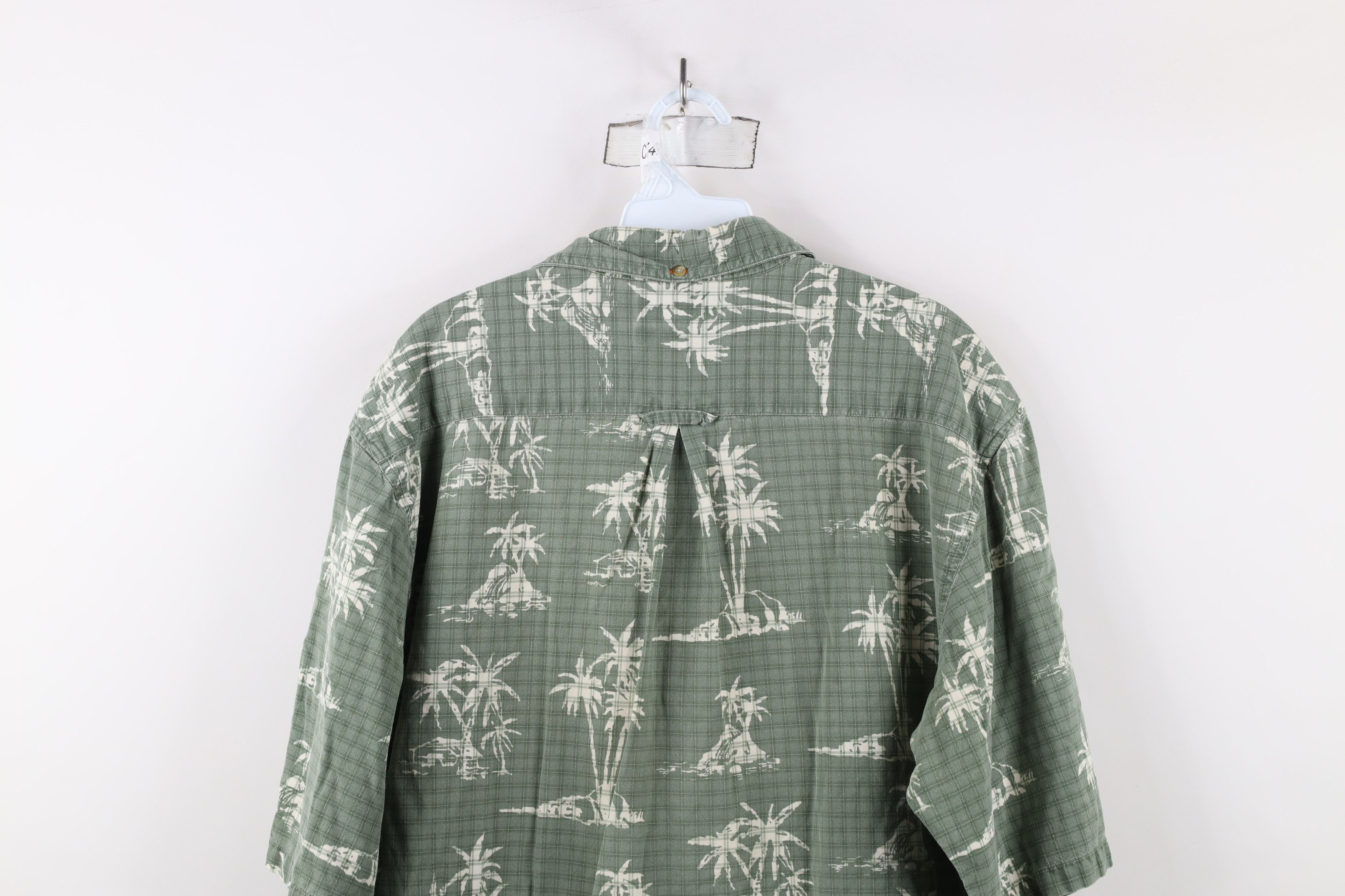 Columbia × Vintage Vintage Columbia Palm Tree Hawaiian Beach Button Shirt Size US L / EU 52-54 / 3 - 12 Thumbnail