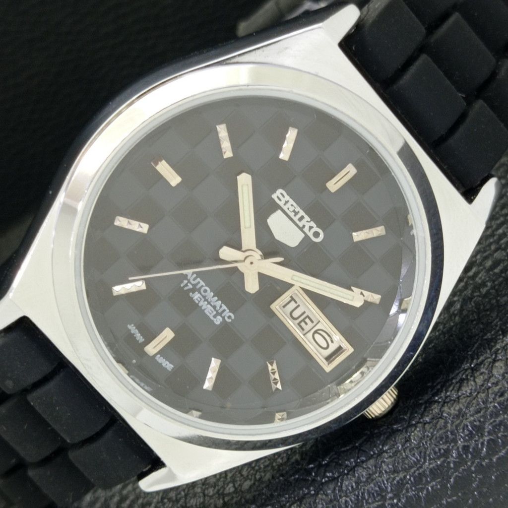 REFURBISHED VINTAGE SEIKO 5 AUTO JAPAN MENS WATCH a440215
