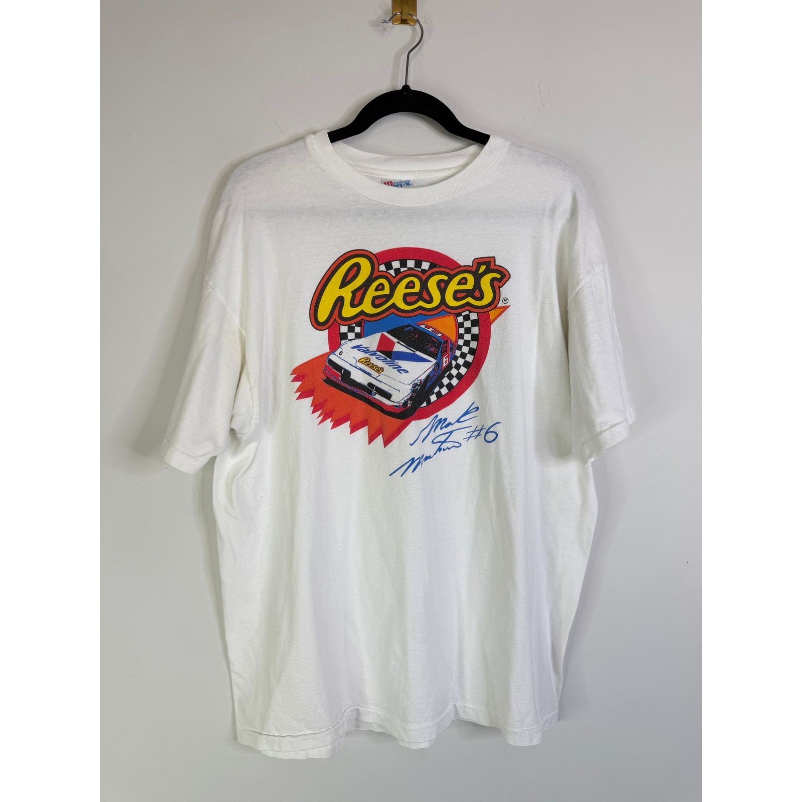 Hanes Vintage NASCAR Racing Mark Martin #6 REESE'S T-Shirt XL Size US XL / EU 56 / 4 - 1 Thumbnail