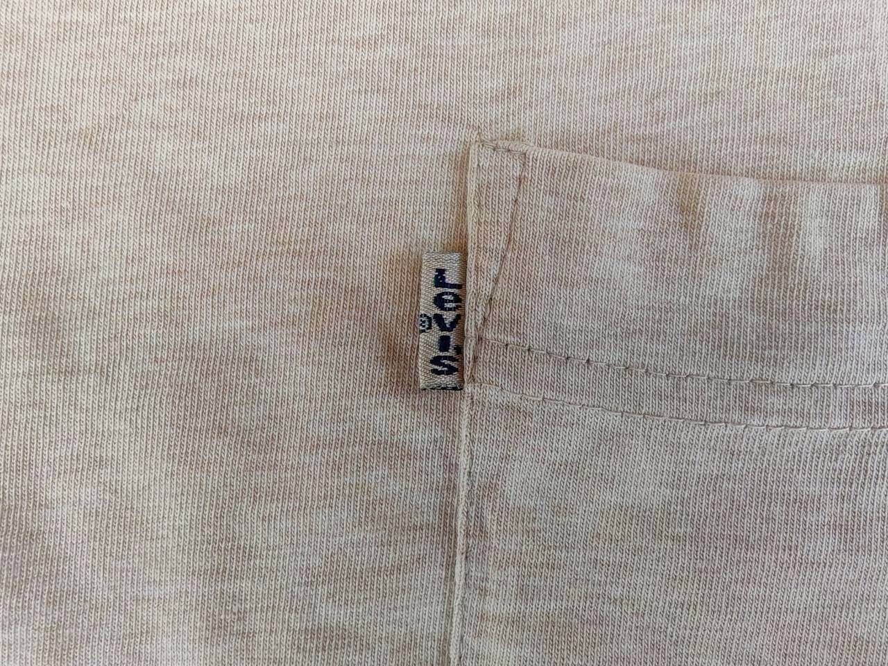 Levi's LEVI'S White Tag Pocket Vintage T Shirt 90's 18/29 Blank Tee Size US S / EU 44-46 / 1 - 4 Thumbnail