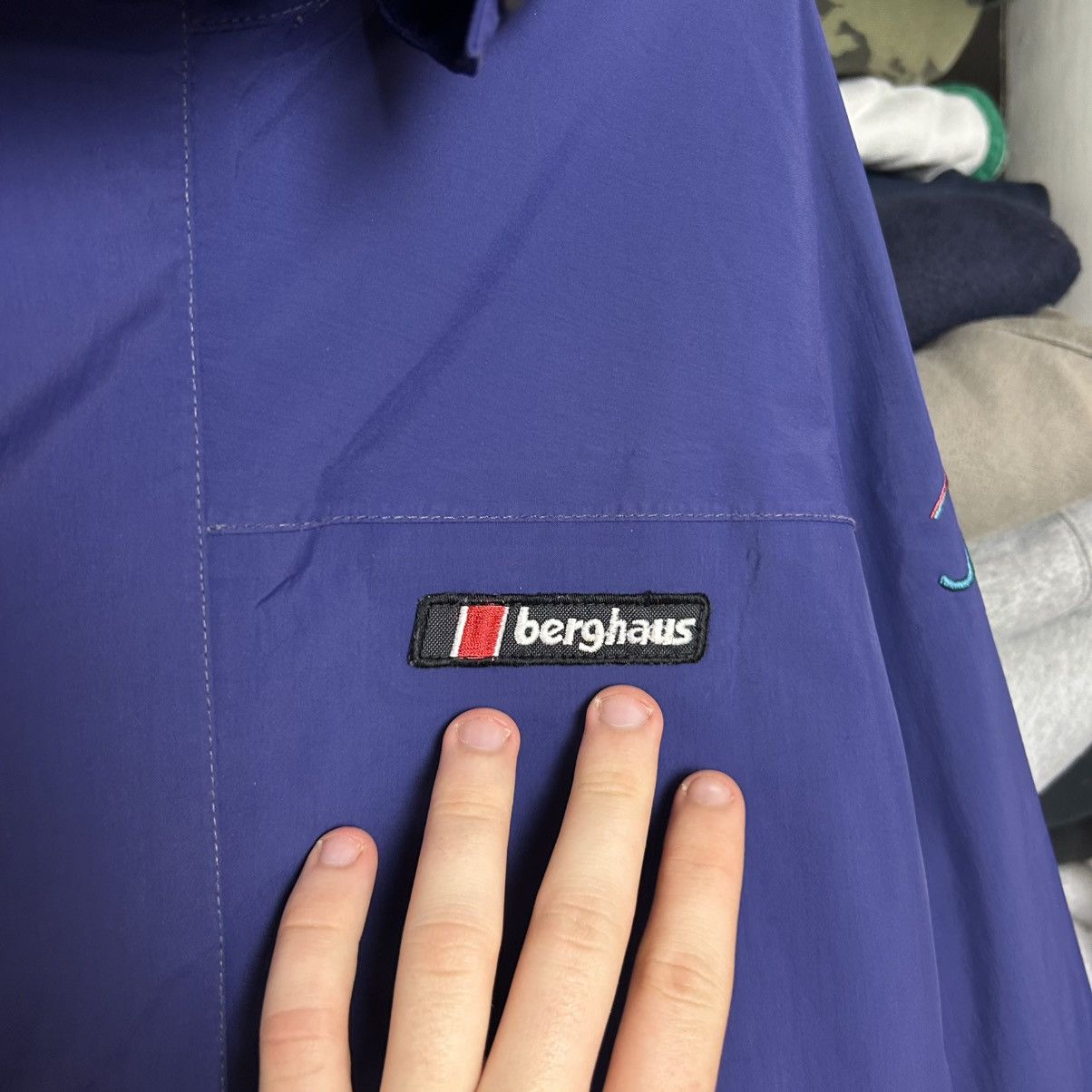 Berghaus Vintage Berghaus Small logo Gore Tex 90’s Made In England Size US S / EU 44-46 / 1 - 3 Thumbnail